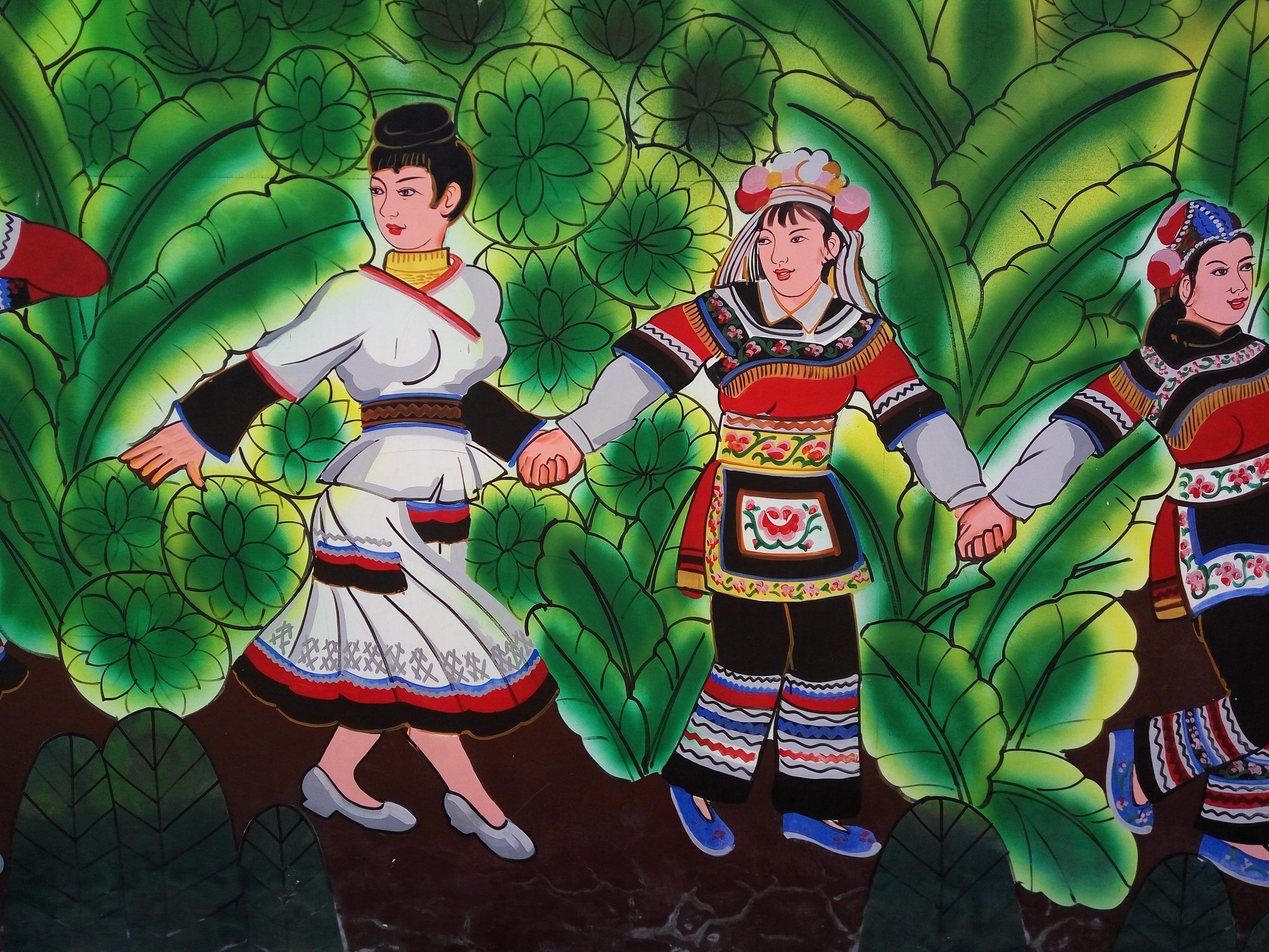 云南楚雄武定猫街彝族文化墙体彩绘墙画壁画彝族舞台