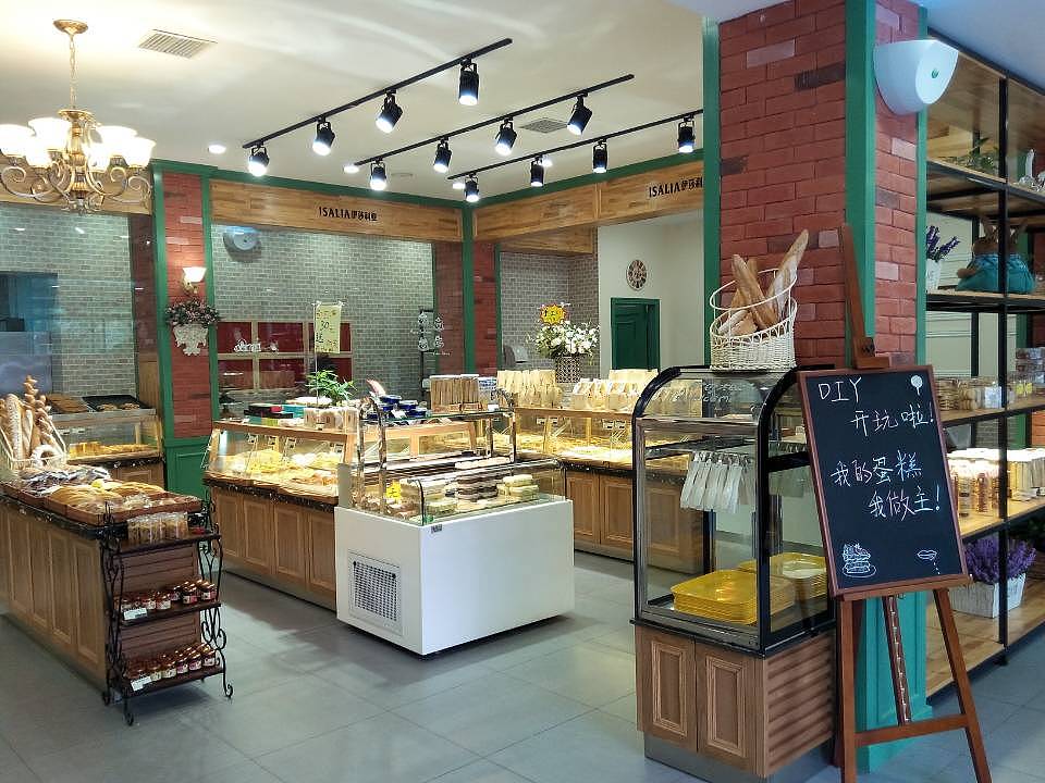 新乡伊莎利亚面包房（图ZNTcwMjk1Njg=） - 展陈设计 - 站酷设计师代利强原创素材 - 站酷ZCOOL