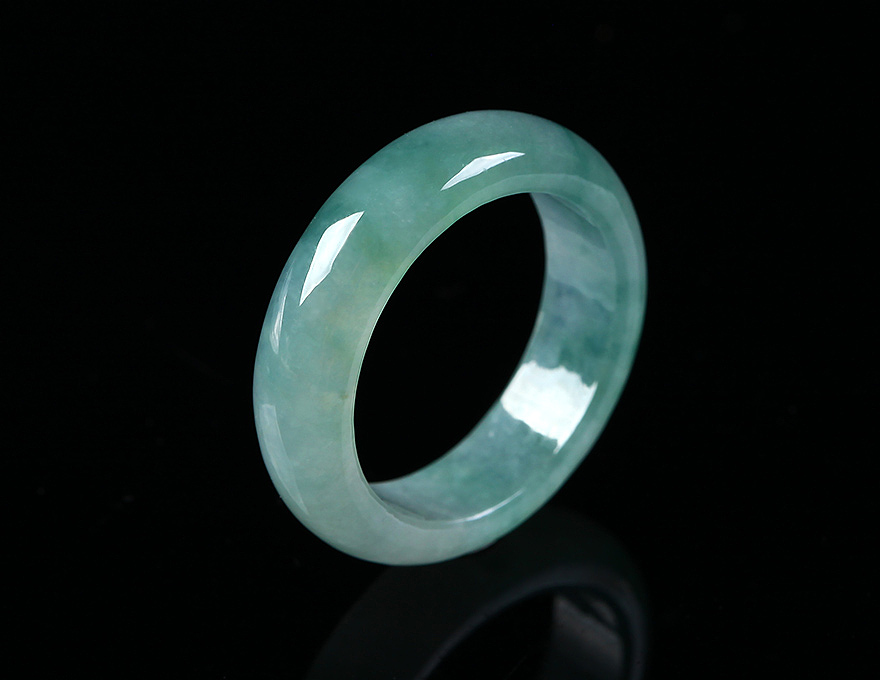 翡翠摄影——翡翠指环篇（图ZMTMyMTcwMzI0） - 产品摄影 - 站酷设计师聚翠光廊原创素材 - 站酷ZCOOL
