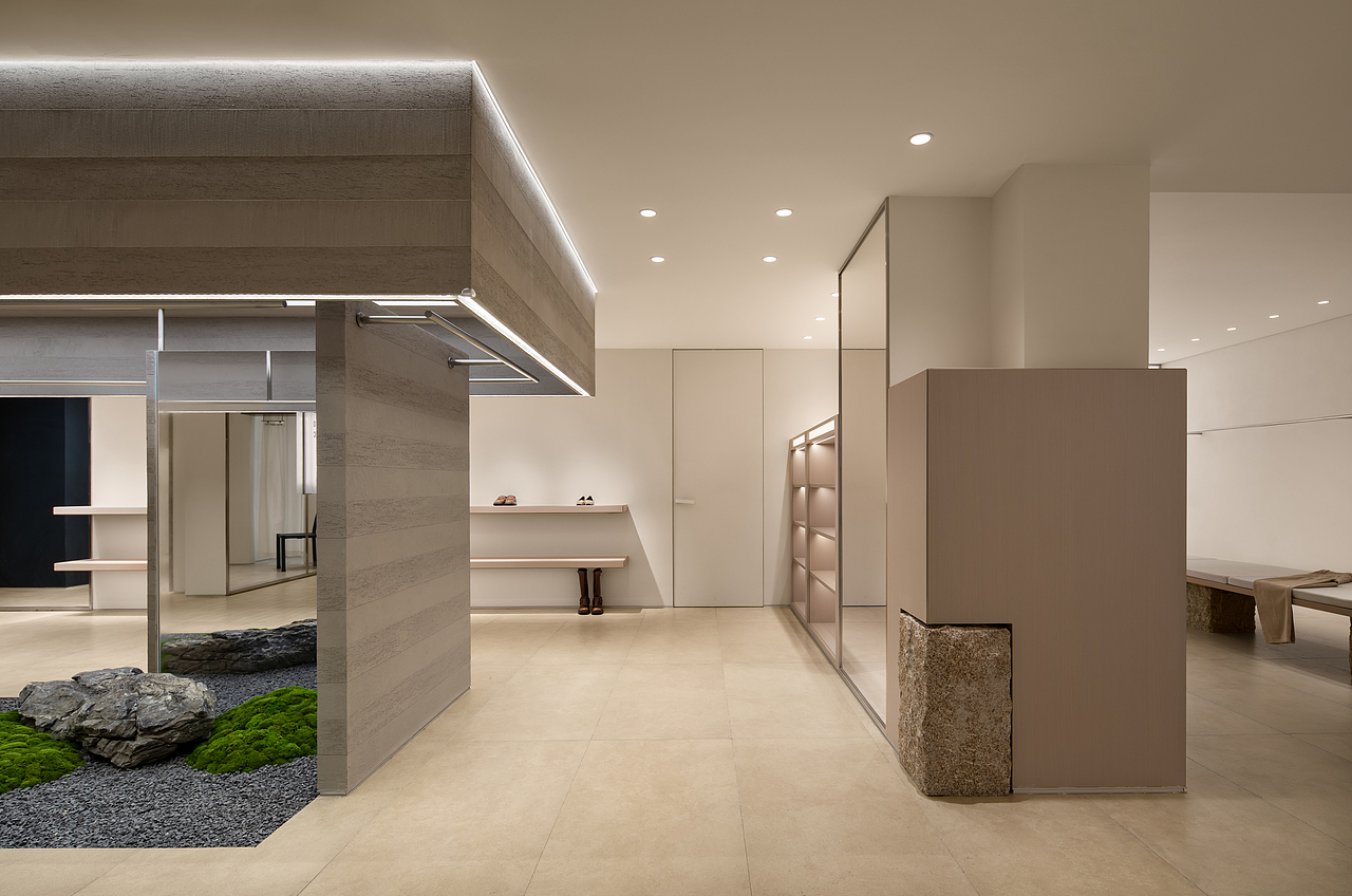 O.C. PERSONAL TAILOR|MOOTHAN. DESIGN