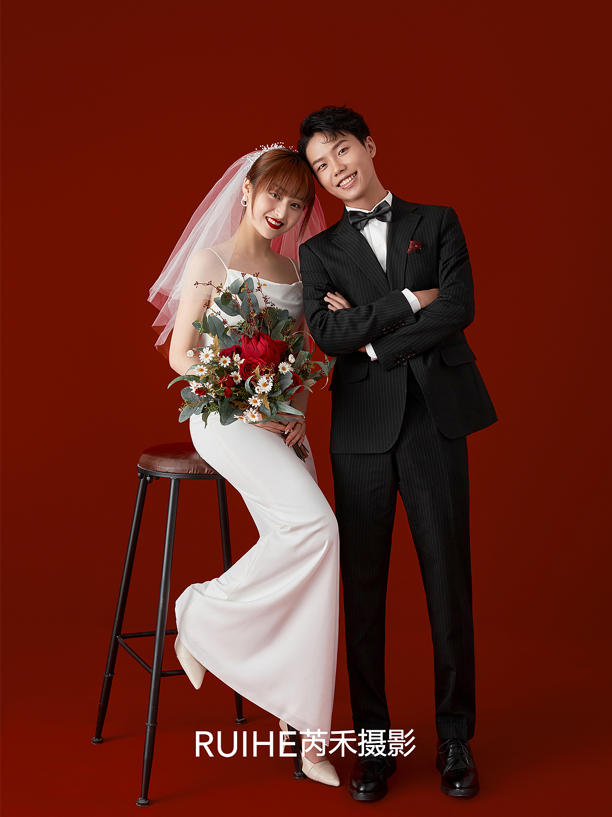 室内极简婚纱照,总能用一张张最简单照片打动人心（图ZMjcwNDYzMzc2） - 婚礼摄影 - 站酷设计师遇见YUJIAN原创素材 - 站酷ZCOOL