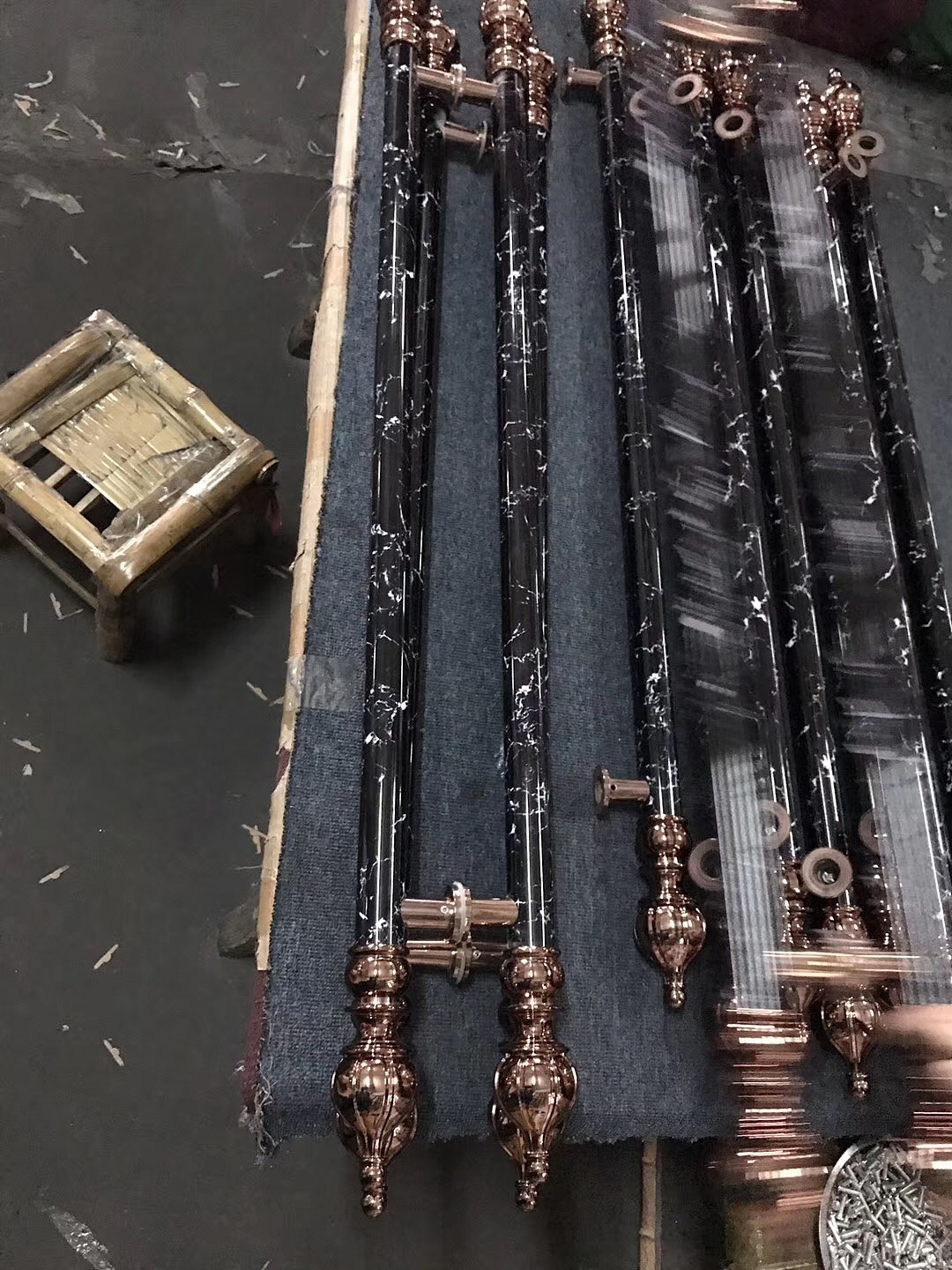 亲爱的热爱的剧中同款玻璃大门拉手