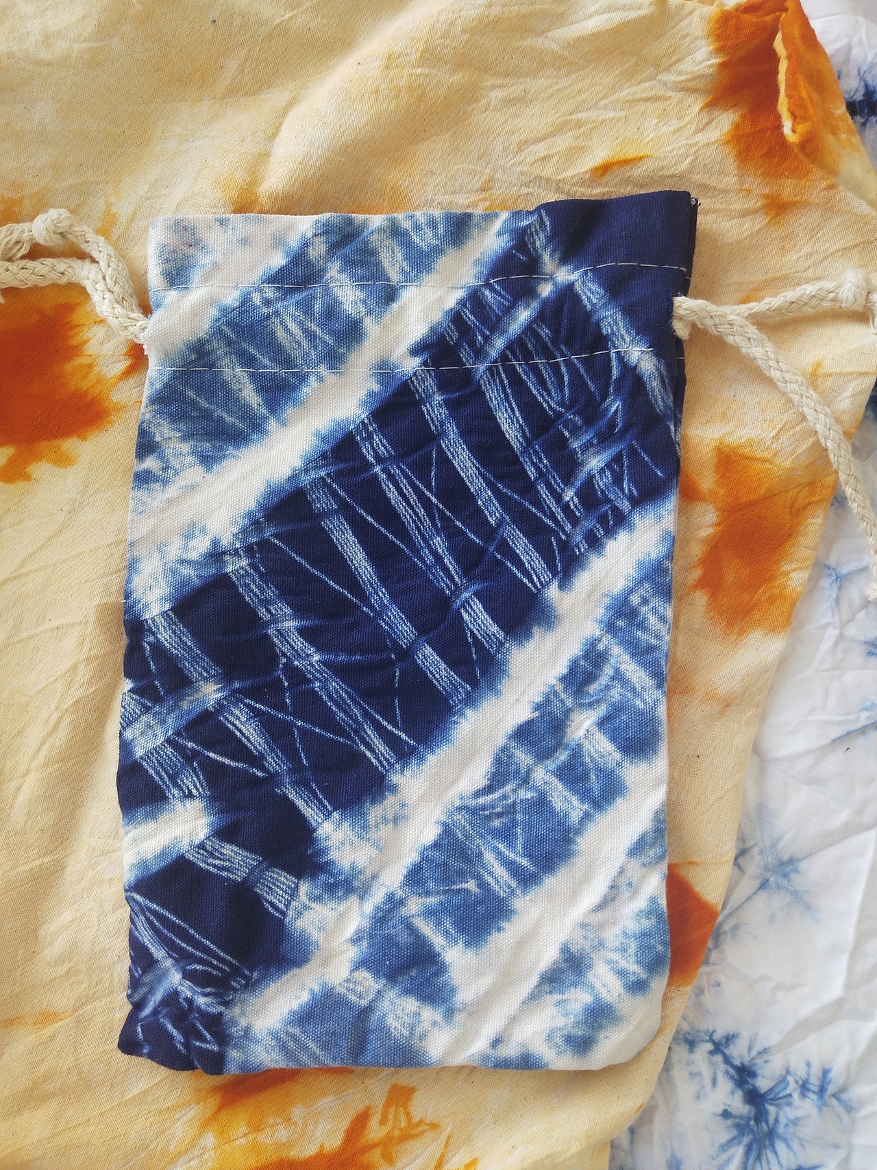 扎染（图ZMTc4NjI4MjMy） - 工艺品设计 - 站酷设计师沐兮丫原创素材 - 站酷ZCOOL