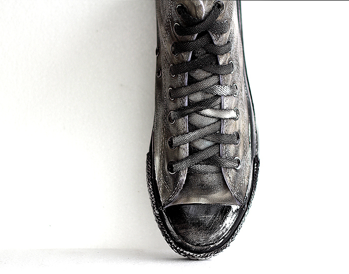 纯手绘打磨做旧帆布鞋