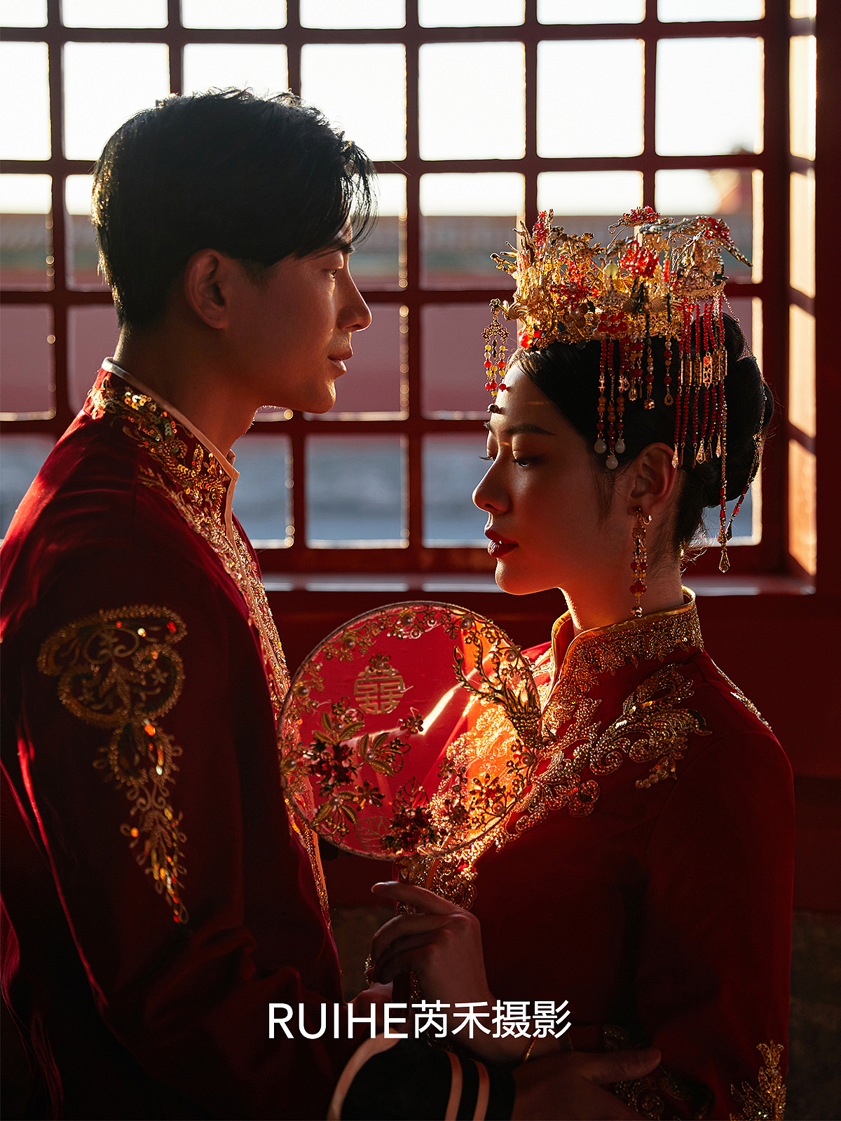 惊艳全网的秀禾服故宫婚纱照,传统特色的中国风韵味