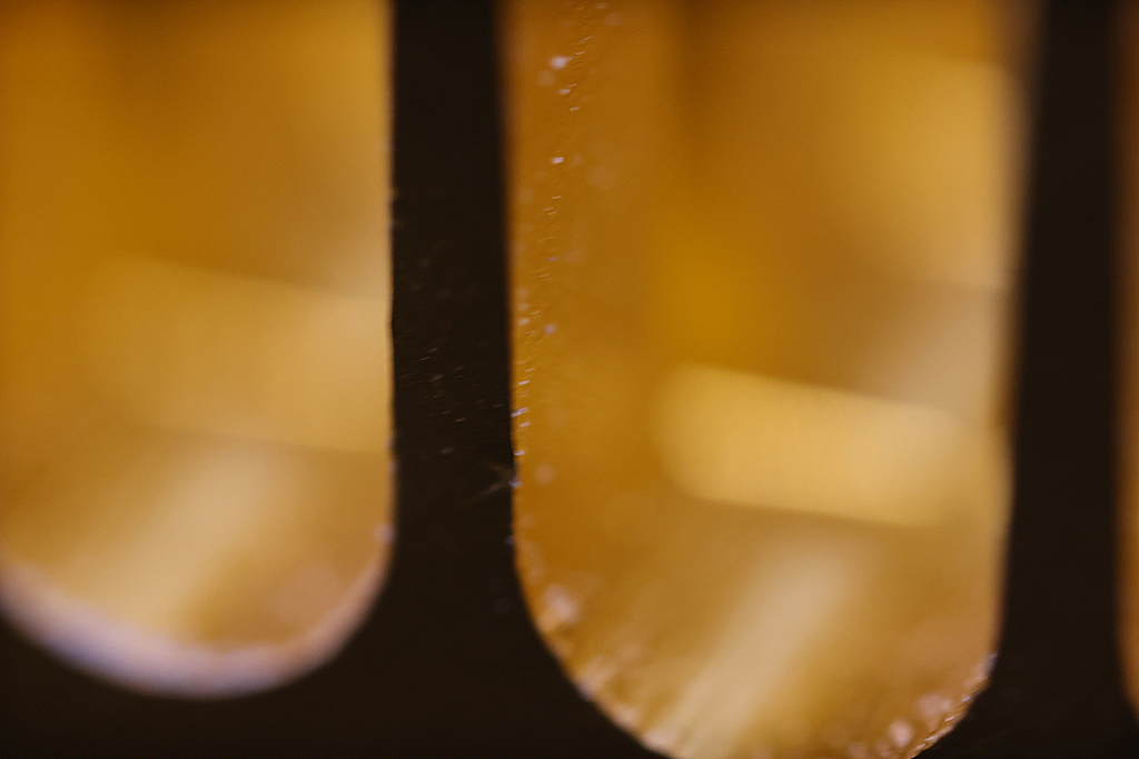 金色背景素材黄金背景素材壁纸下载高清金黄色金属产品