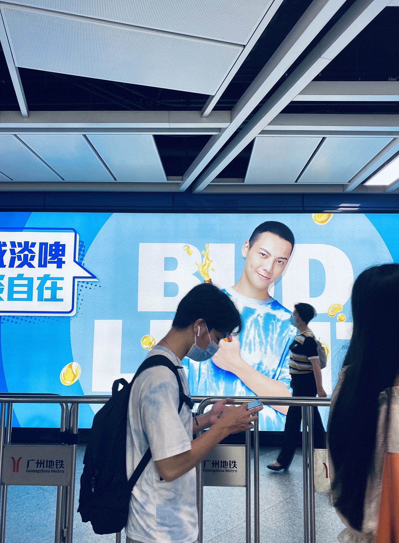 广州地铁死亡三号线（图ZMjY1NjE3NDU2） - 人文/纪实摄影 - 站酷设计师小让让原创素材 - 站酷ZCOOL