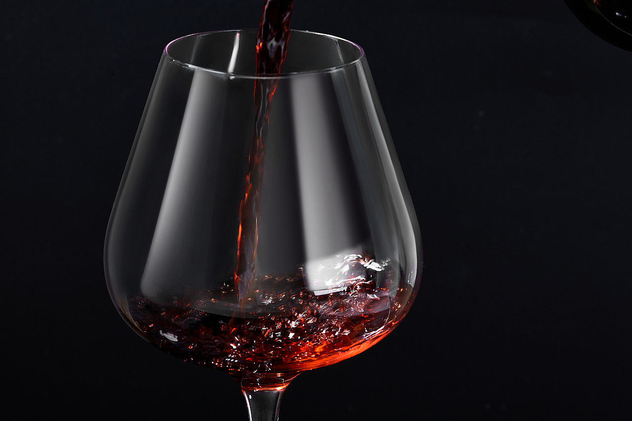 洋河集团红酒拍摄×产品拍摄x酒水饮料拍摄-雷霆策（图ZMjM1MjczMzIw） - 产品摄影 - 站酷设计师南京商业摄影原创素材 - 站酷ZCOOL