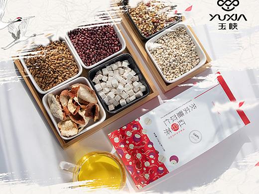 玉峡群旗舰店芡实薏苡仁红豆茶海报