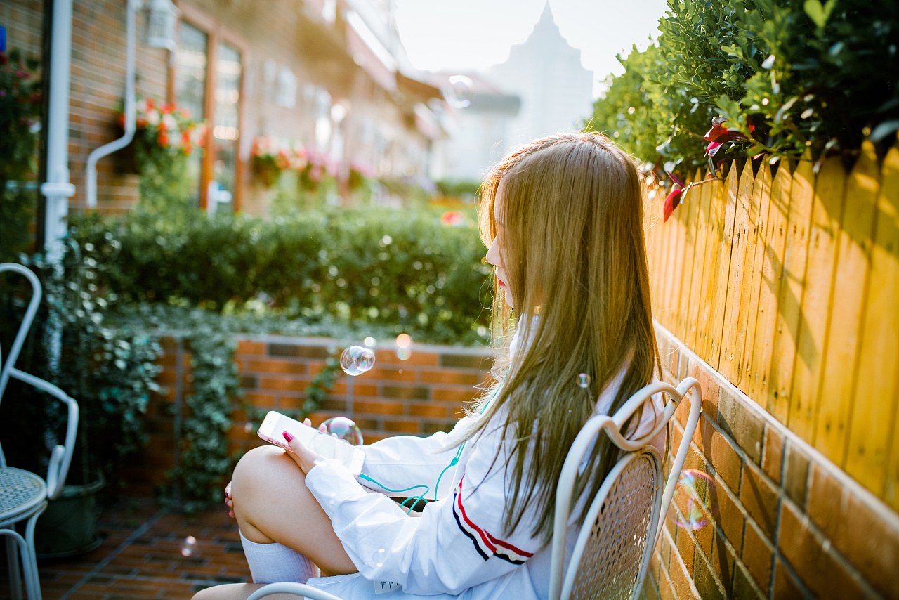 阳光下的女孩 - 原创作品 - 站酷(zcool)