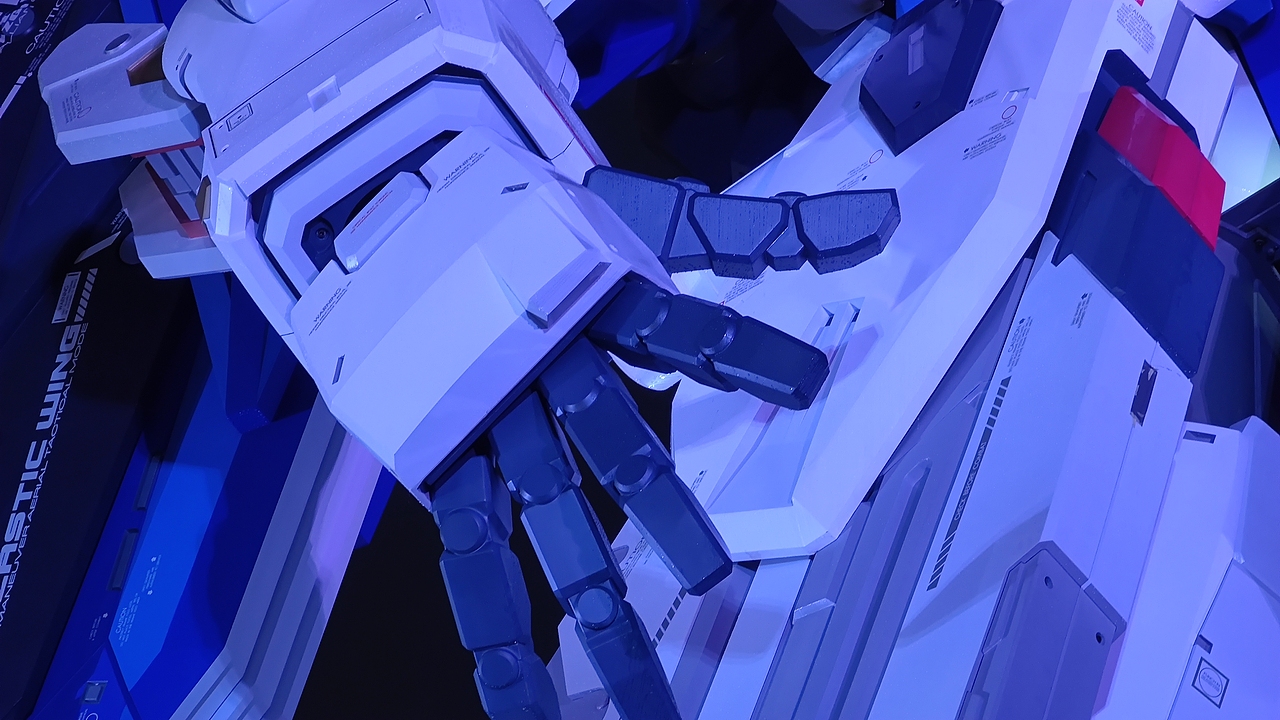 金桥LaLaport-自由高达（图ZMjU5MzkxODAw） - 环境/建筑摄影 - 站酷设计师开飞机的悟空原创素材 - 站酷ZCOOL