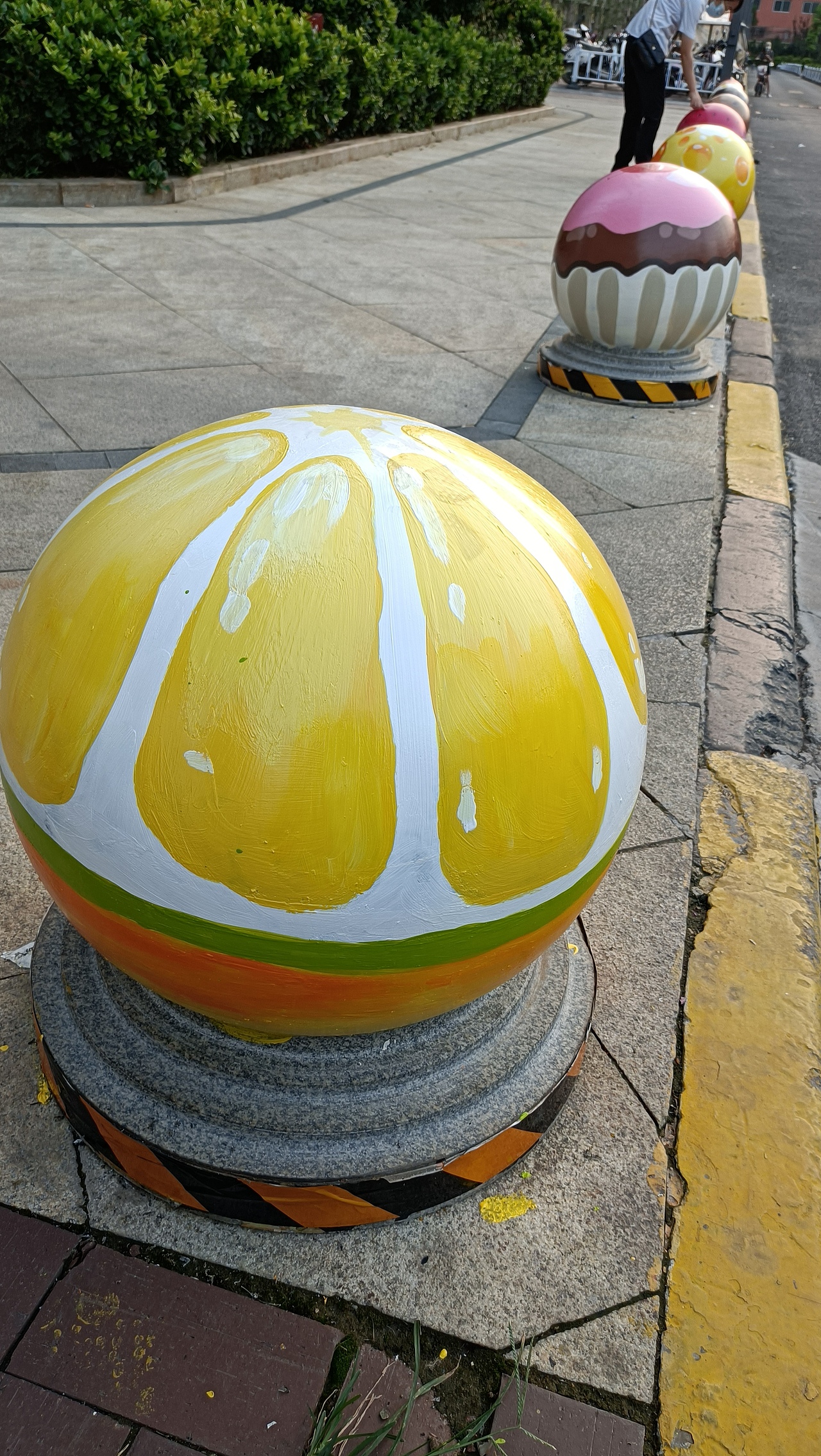 给郑州一个小区画的石墩（图ZMjcxNzU5Nzgw） - 绘画 - 站酷设计师夏日黏黏原创素材 - 站酷ZCOOL