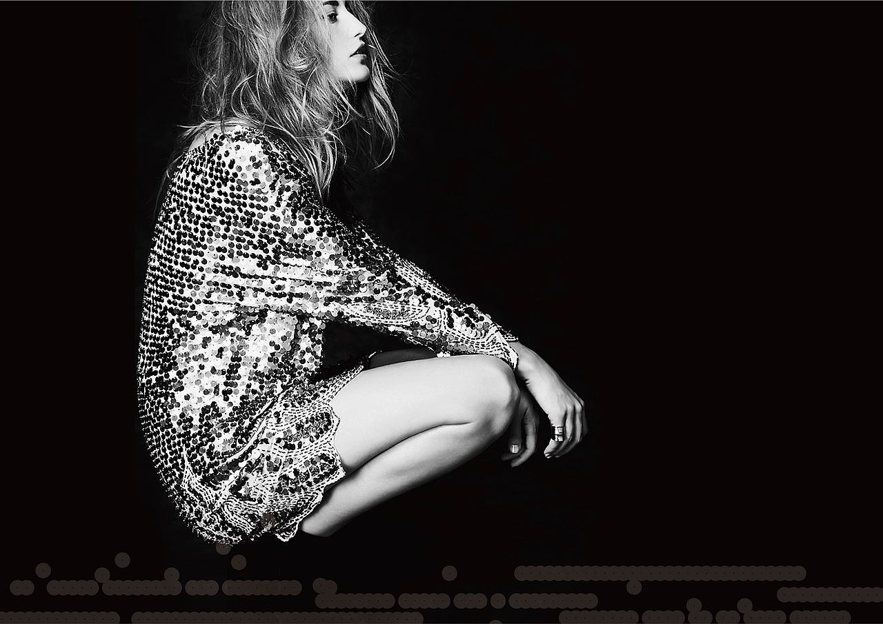 服装品牌VI设计（图ZNjE1NTAyMA==） - 品牌 - 站酷设计师shiriney原创素材 - 站酷ZCOOL