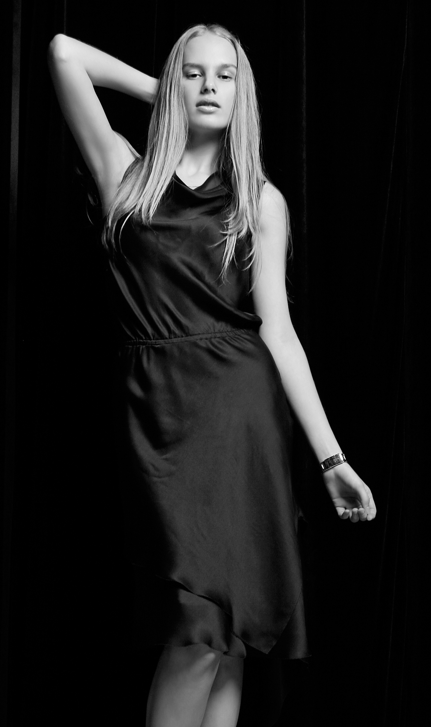 人物 美女 明星 写真 封面 模特 pose 壁纸 杂志 平面 婚纱 街拍 自拍