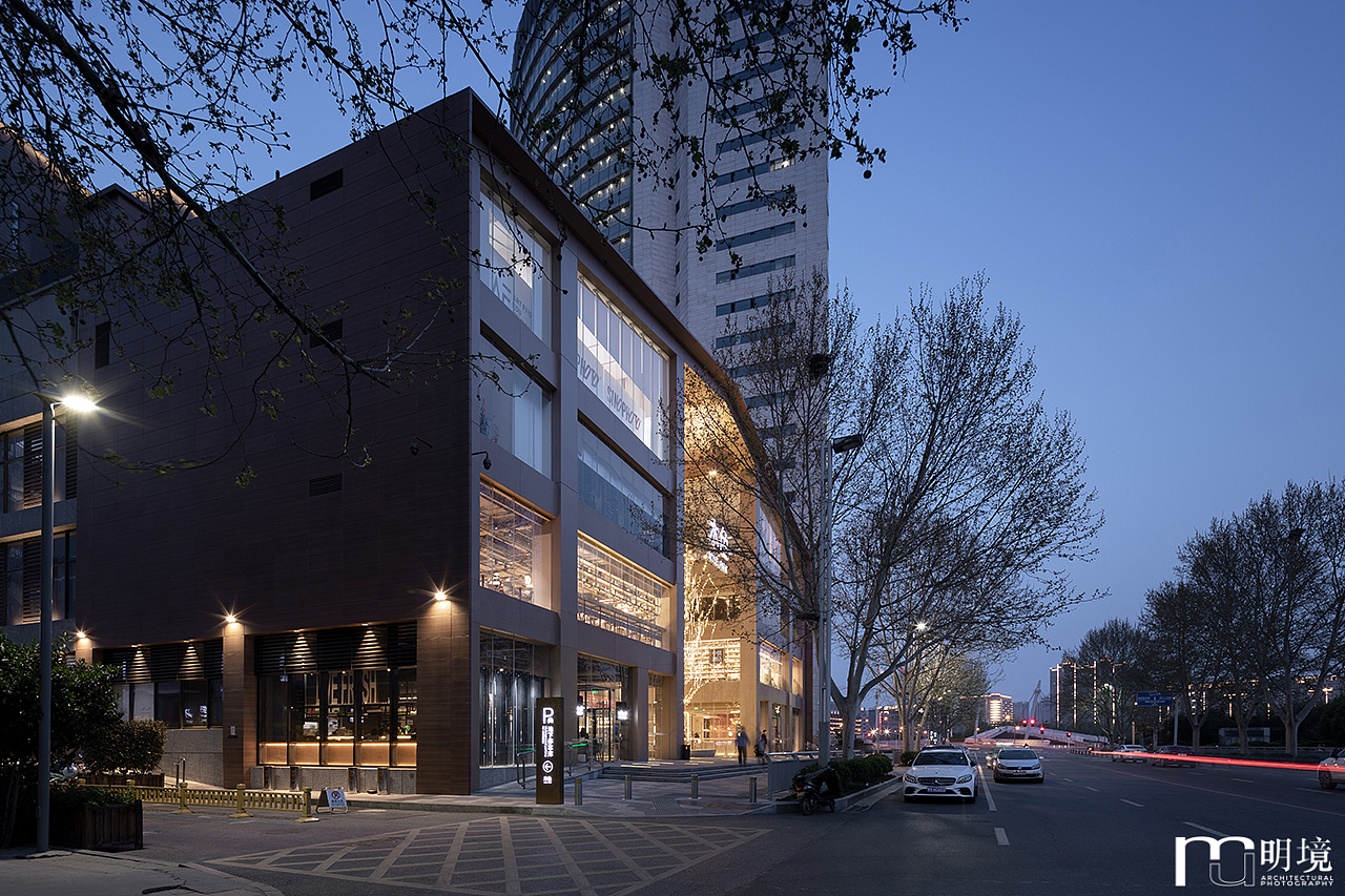 永威木色购物公园