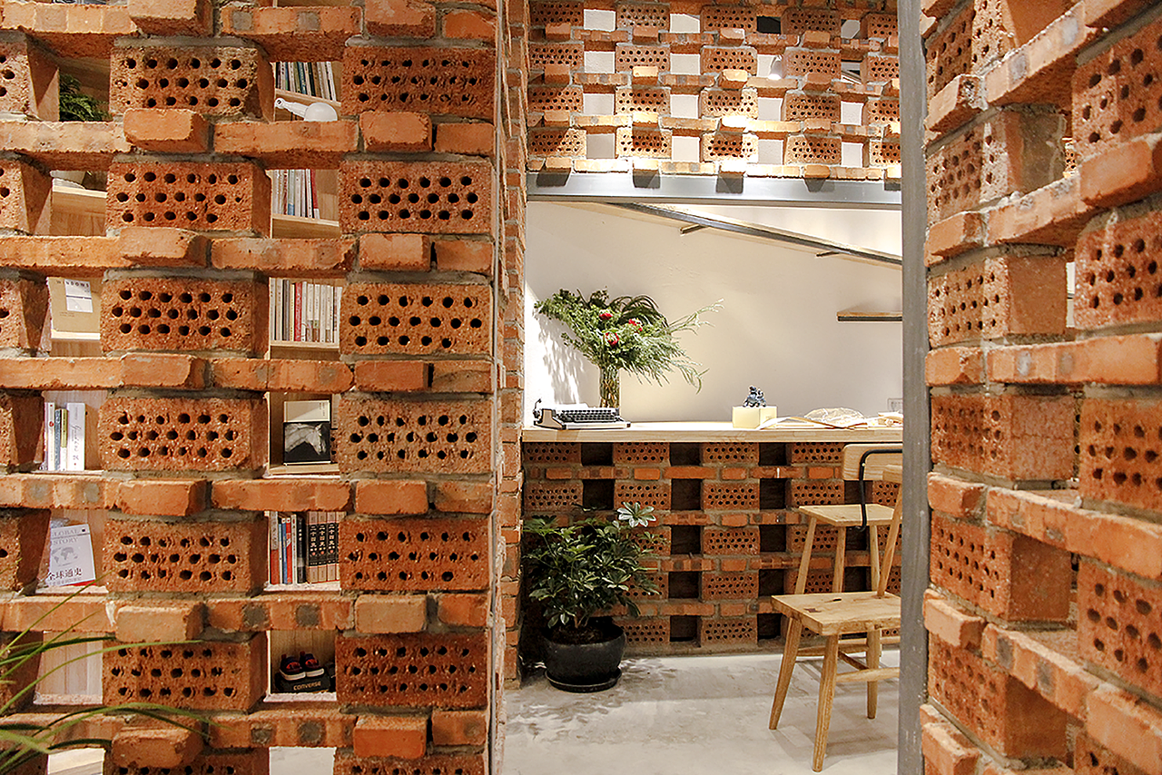 如同“山谷”的一般植物书店