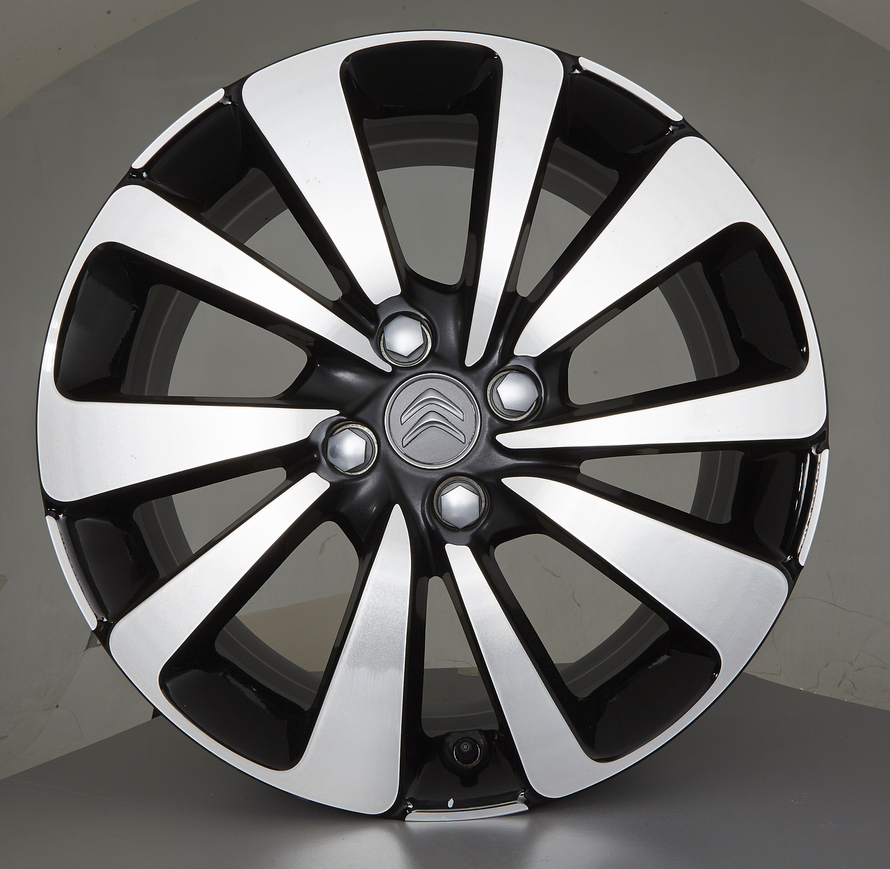 产品修图-轮毅（图ZMTkxMDI1MTQ4） - 修图/后期 - 站酷设计师冷静色X原创素材 - 站酷ZCOOL