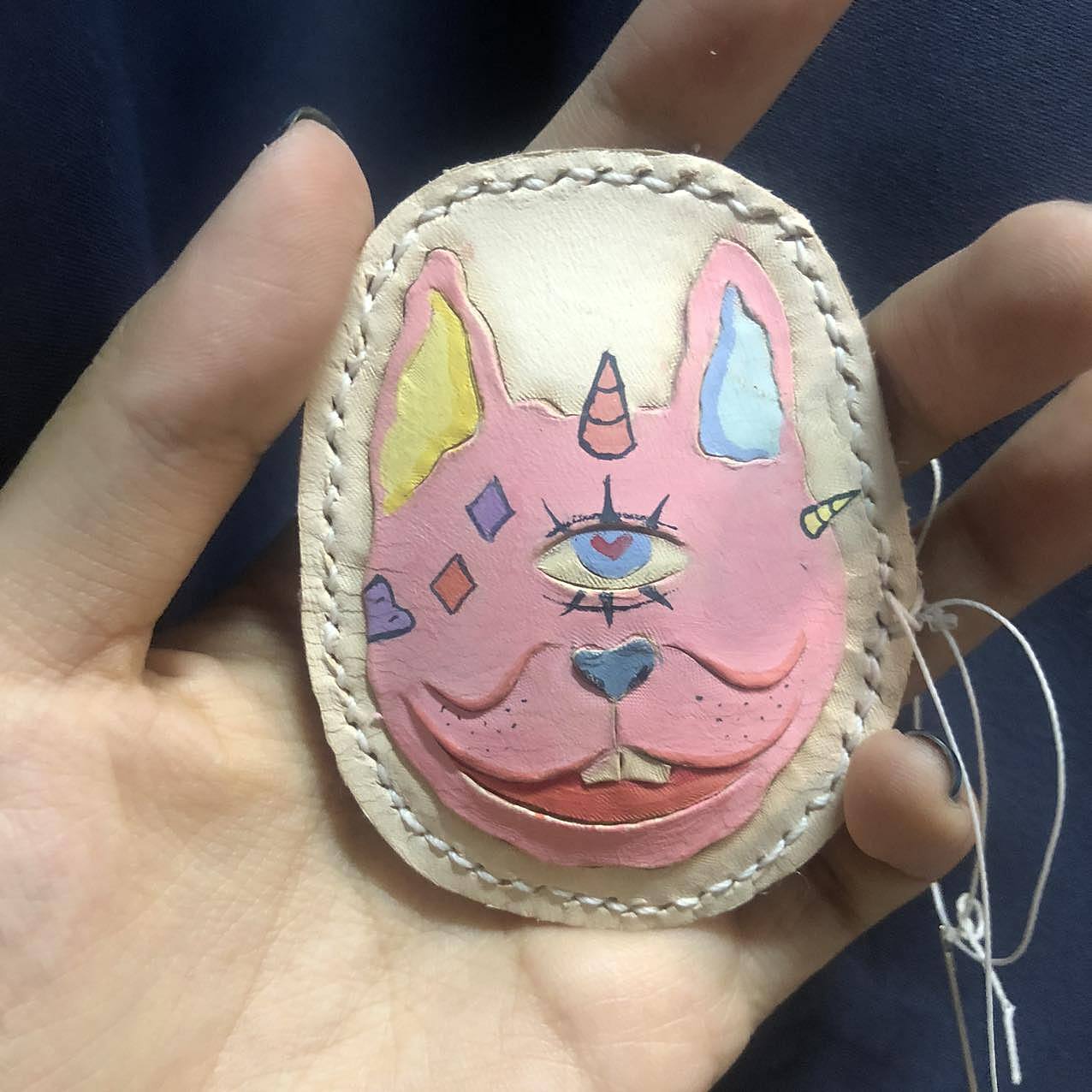 皮雕钥匙扣的制作过程