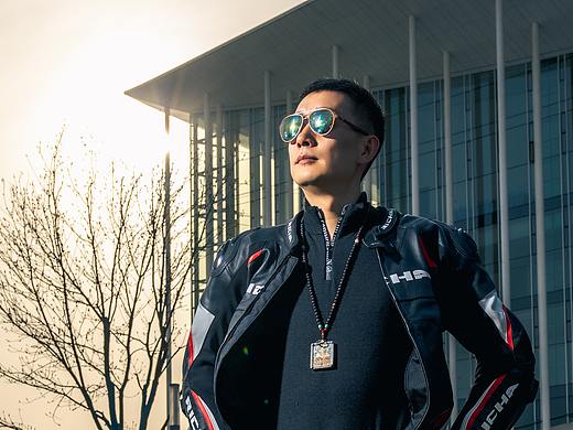硬光机车人像和光绘人像摄影练习