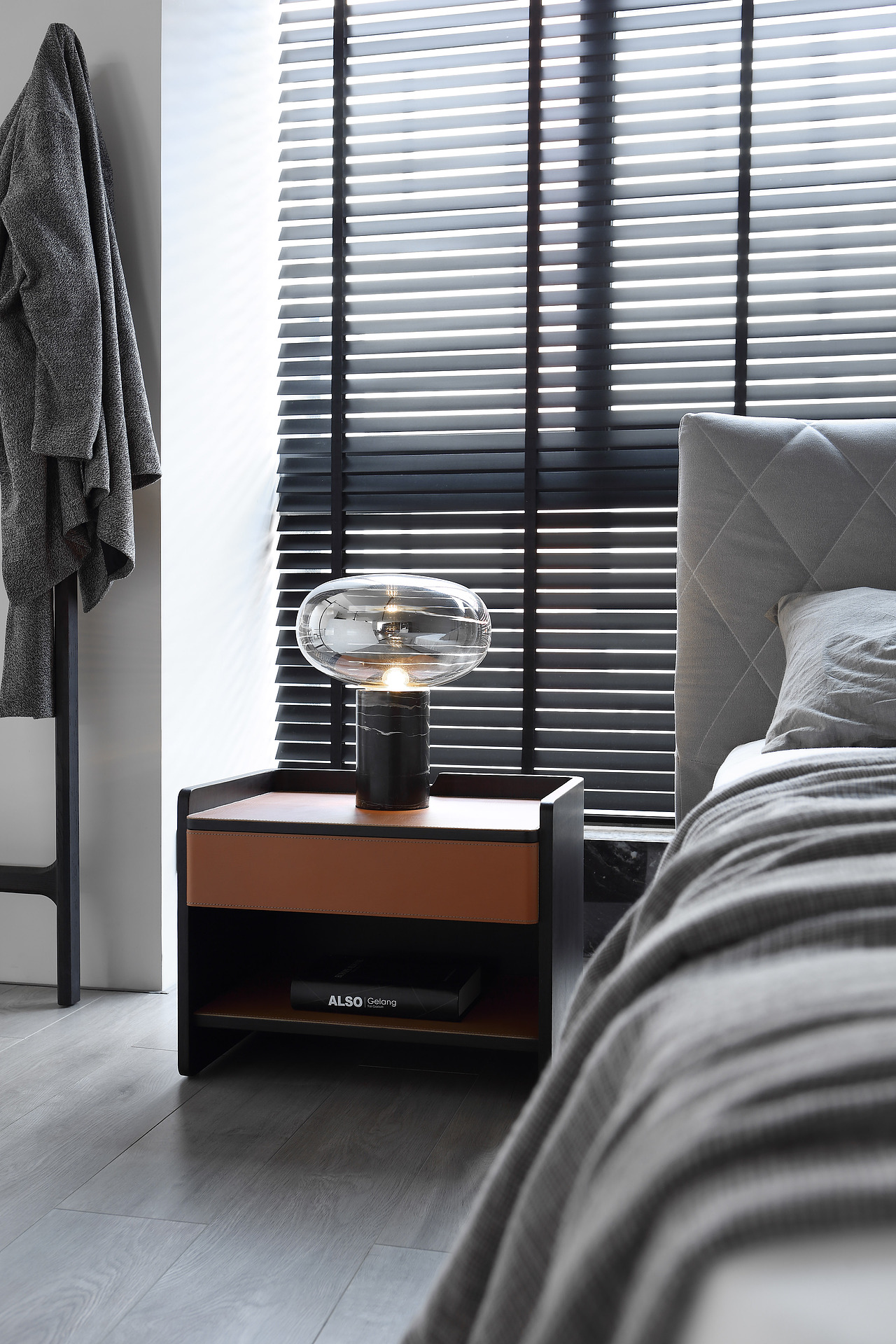 灰色布艺床（图ZMjQxNzM0NDE2） - 家装设计 - 站酷设计师黑白灰主旋律原创素材 - 站酷ZCOOL