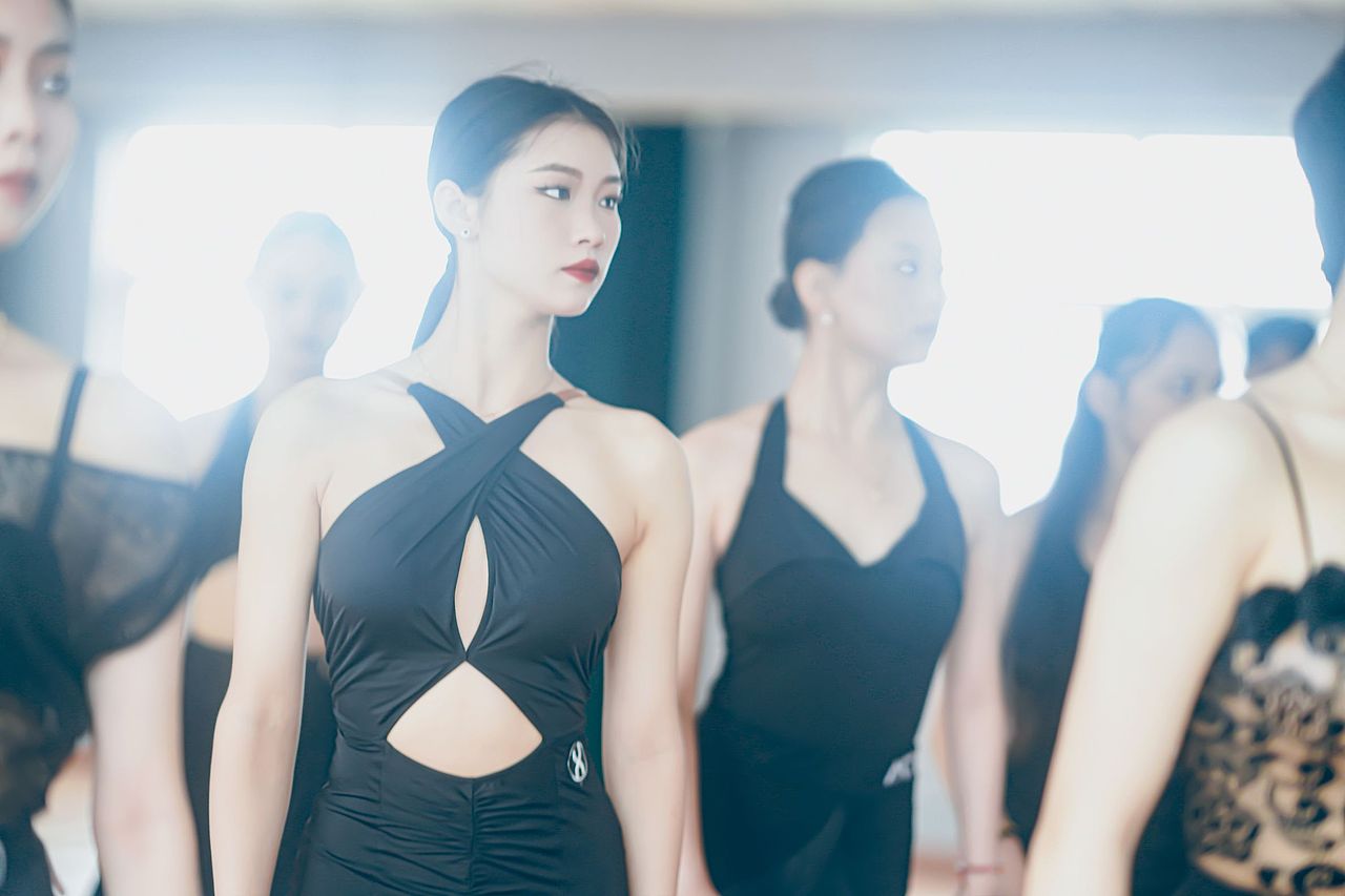 《华嘉舞蹈学院少儿冠军训练营》之上课篇(一)