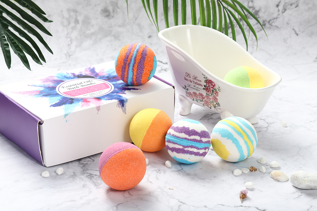 Mishiu品牌彩色浴盐球6球装产品外盒及球体标贴设计（图ZMjE0NzM5MjU2） - 包装 - 站酷设计师月半小面饼原创素材 - 站酷ZCOOL