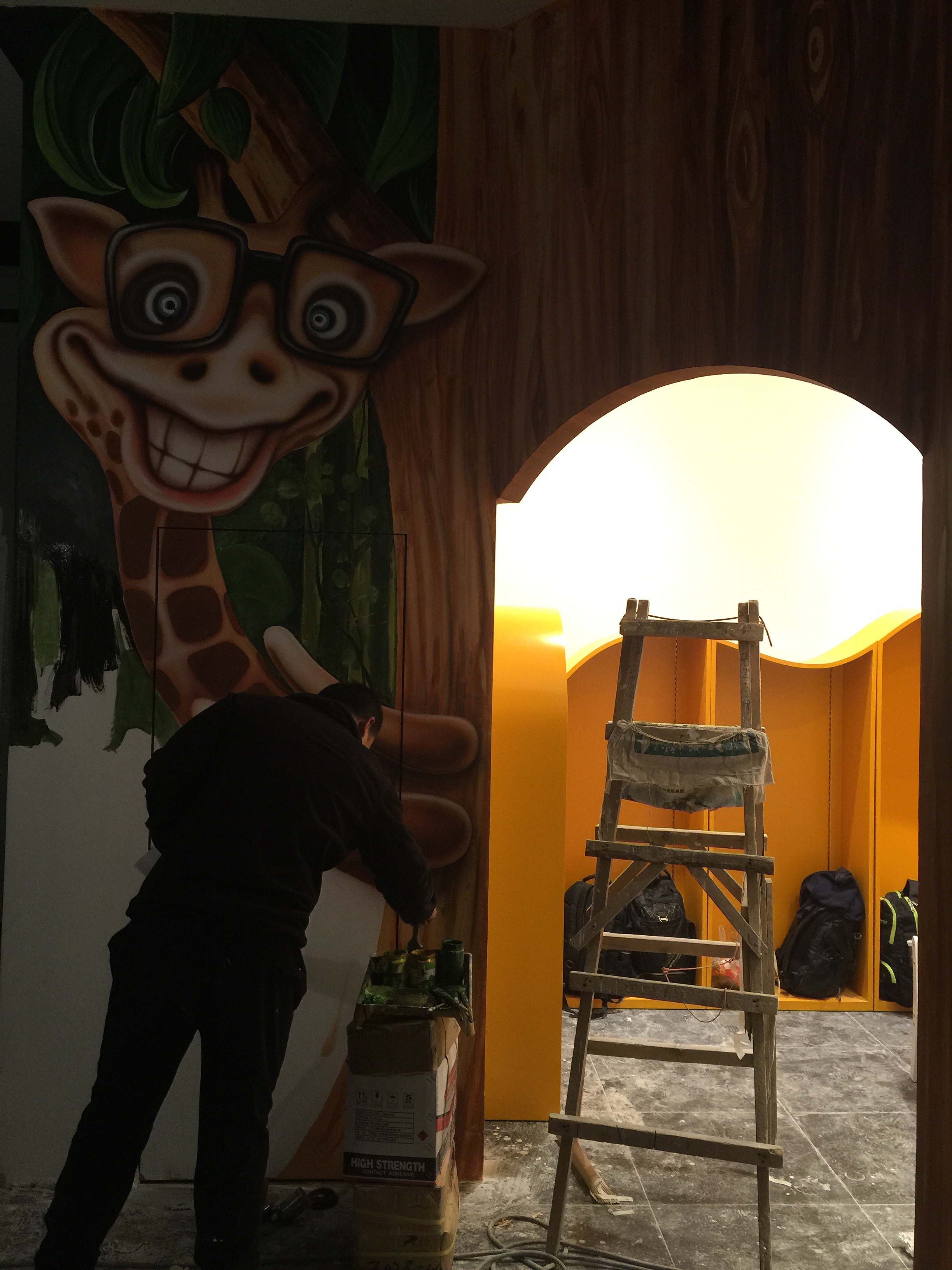 银泰中心儿童乐园3D森林主题墙绘立体画现场