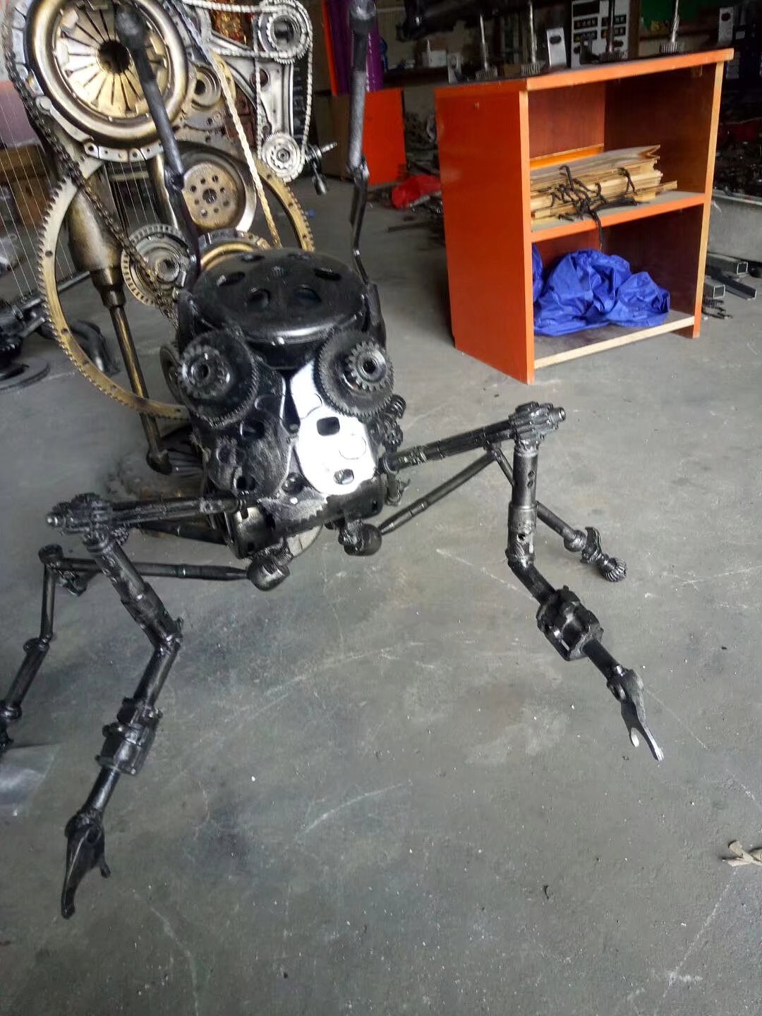 蚂蚁2 铁艺雕塑重金属朋克风