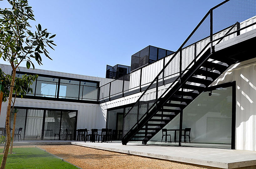 阿联酋集装箱人才中心办公楼