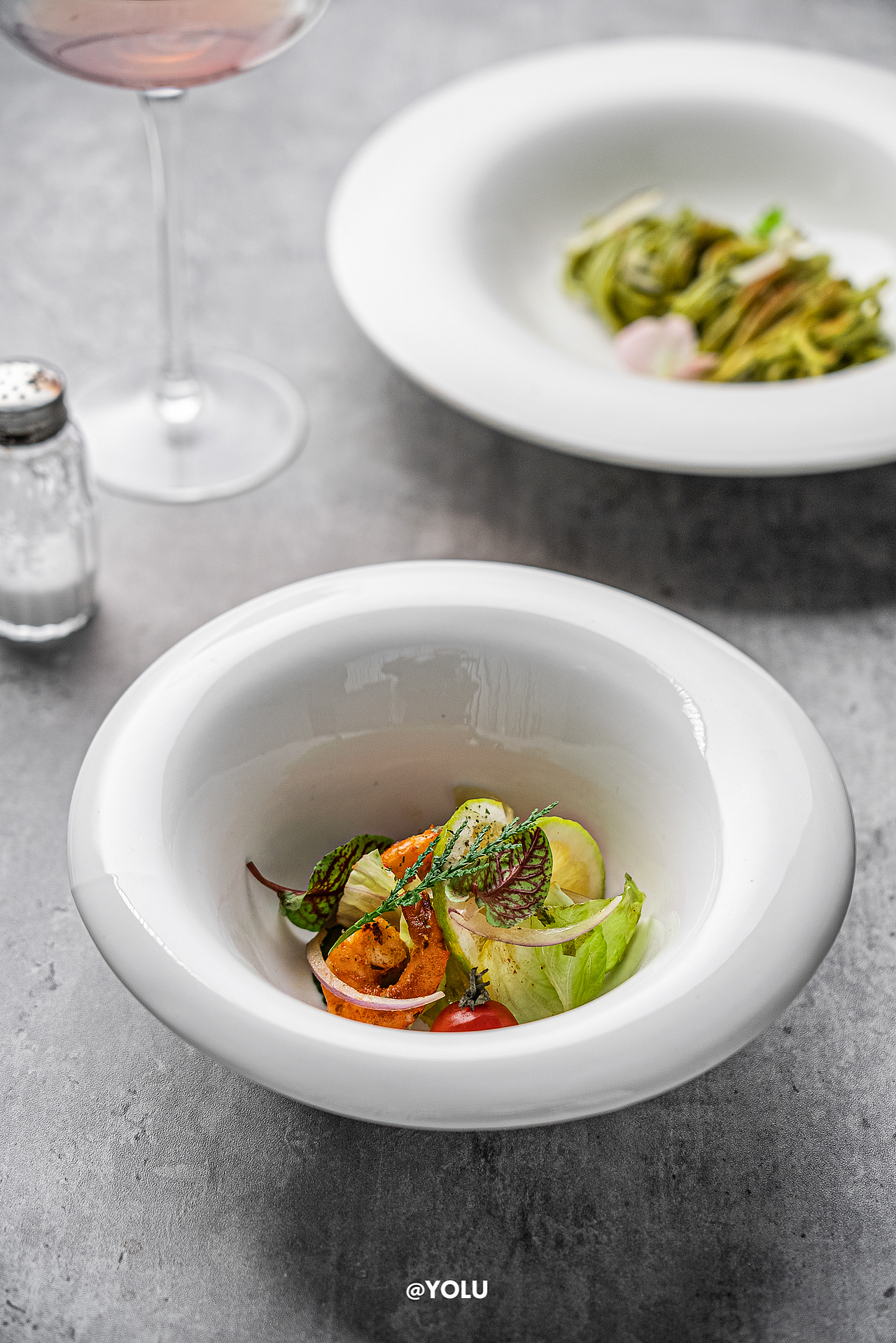 黑白西餐盘美食摄影（图ZMzQwNjA3MTcy） - 产品摄影 - 站酷设计师有鹿摄影视觉YOLU原创素材 - 站酷ZCOOL