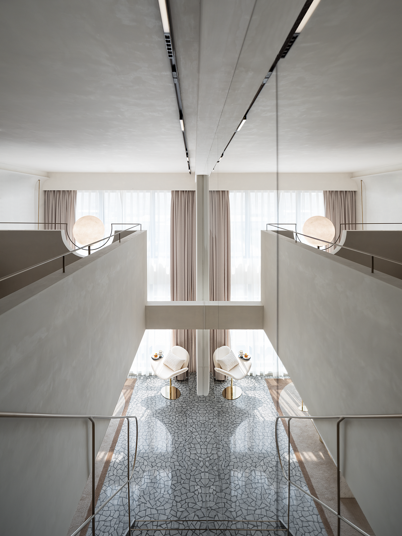 深圳意巢设计:时尚都市女性的LOFT,一起来组局作乐吧