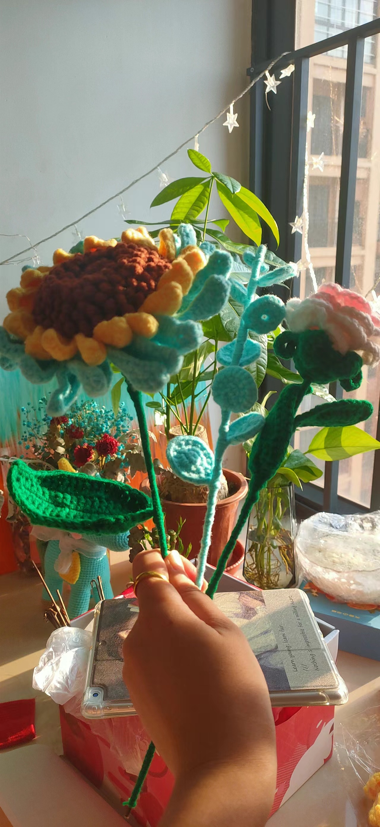 愛玩毛線的設(shè)計(jì)師1（圖ZMzQwOTA3OTY0） - 手辦/模玩 - 站酷設(shè)計(jì)師時(shí)光李原創(chuàng)素材 - 站酷ZCOOL