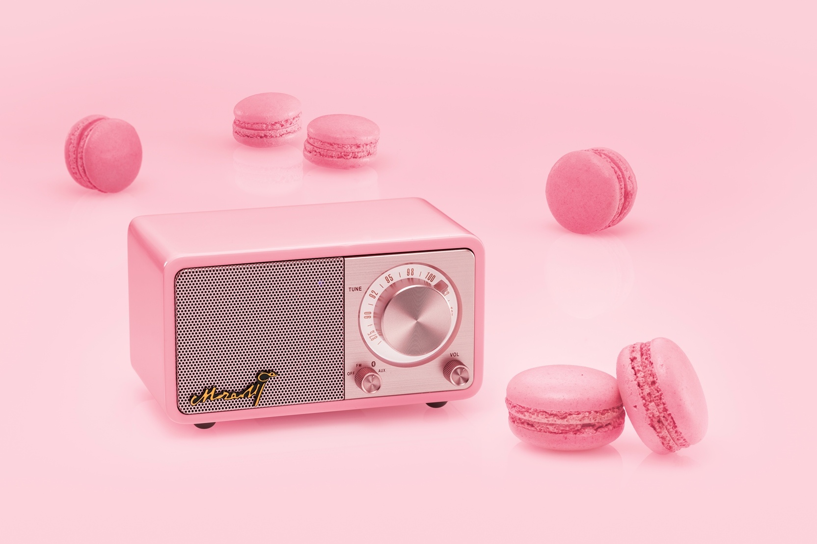 山进莫扎特粉色迷你音箱收音机拍摄