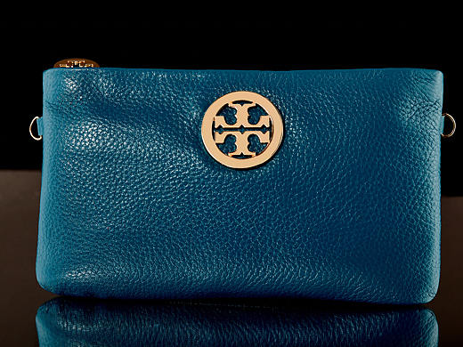 靜物攝影皮包暗影調(diào)拍教程，突出質(zhì)感、質(zhì)感、質(zhì)感！