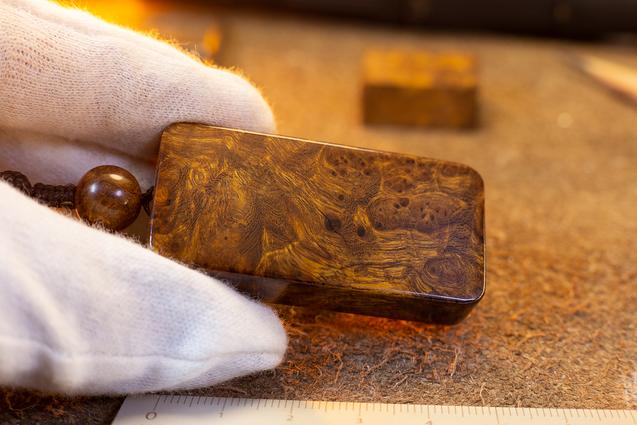 沙漠铁木嵌银六字真言