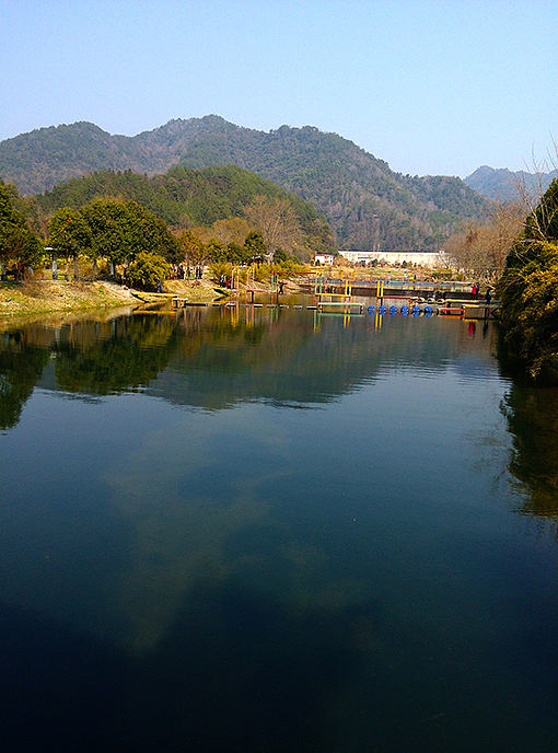 过年去的，龙源峡小景。手机拍摄，后期处理了一下。（个人主页-ZMzE3MTA2OA==） - 风光摄影 - 站酷设计师海乐儿的鱼原创素材 - 站酷ZCOOL