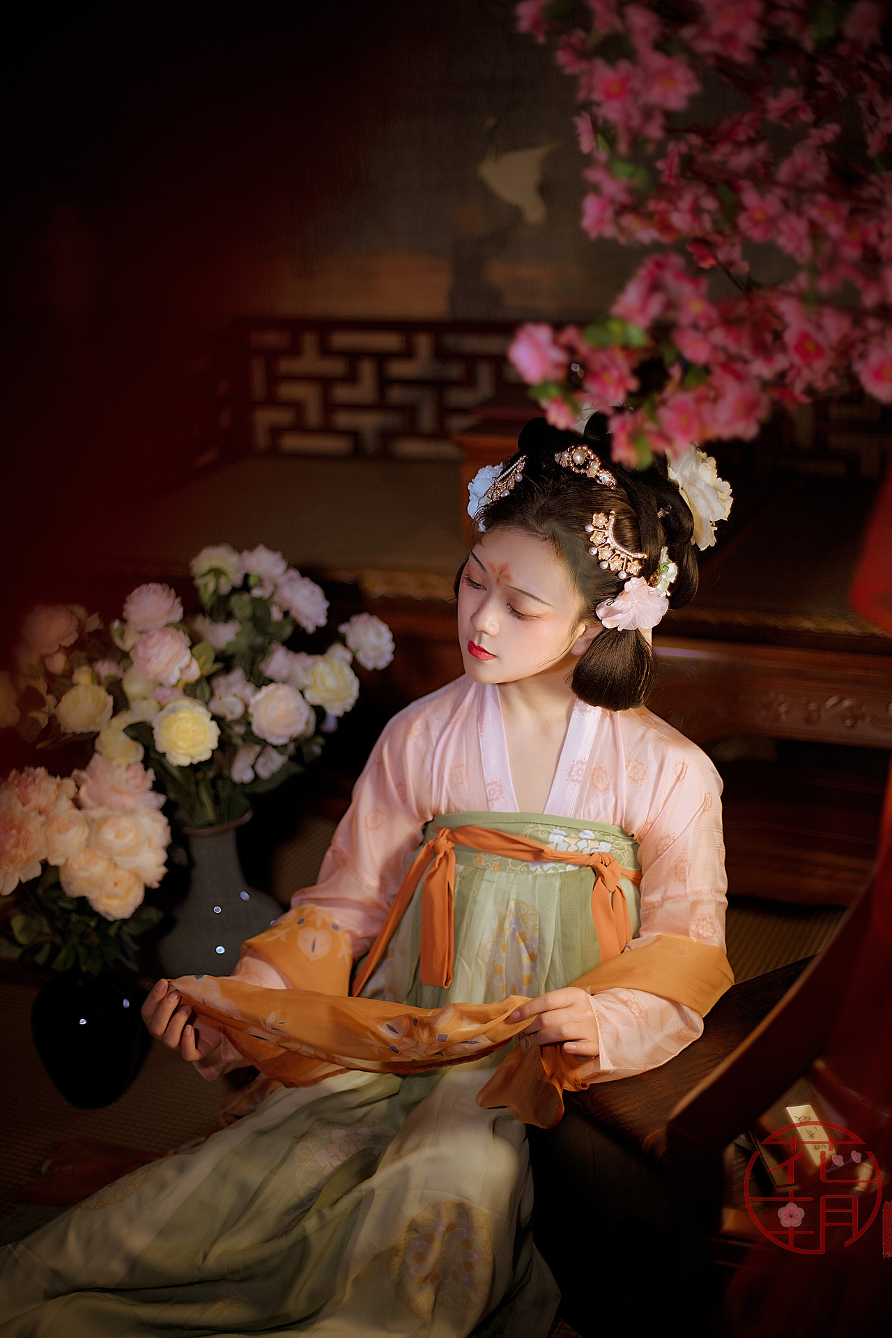 汉服写真内景棚拍齐胸