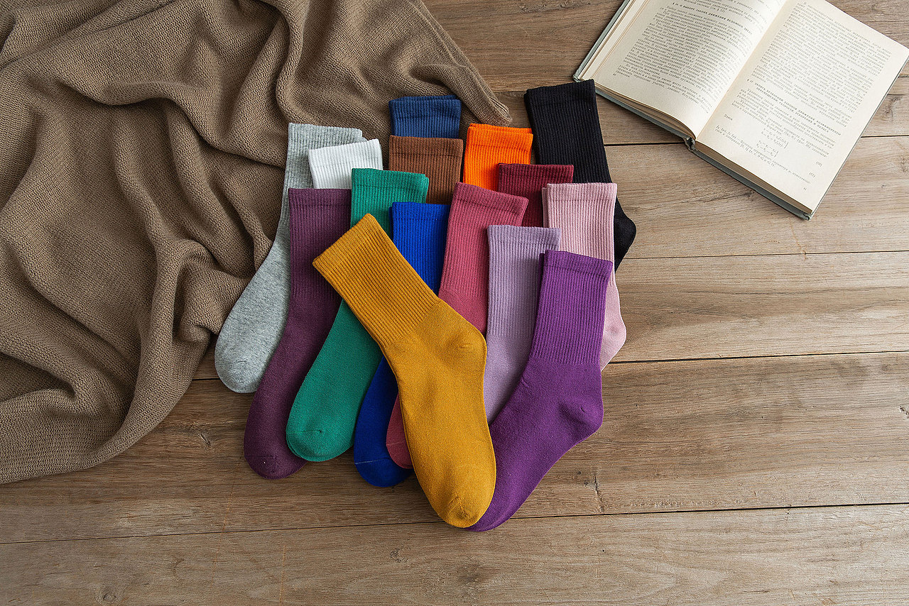 2019秋冬女袜中筒潮袜INS风袜子