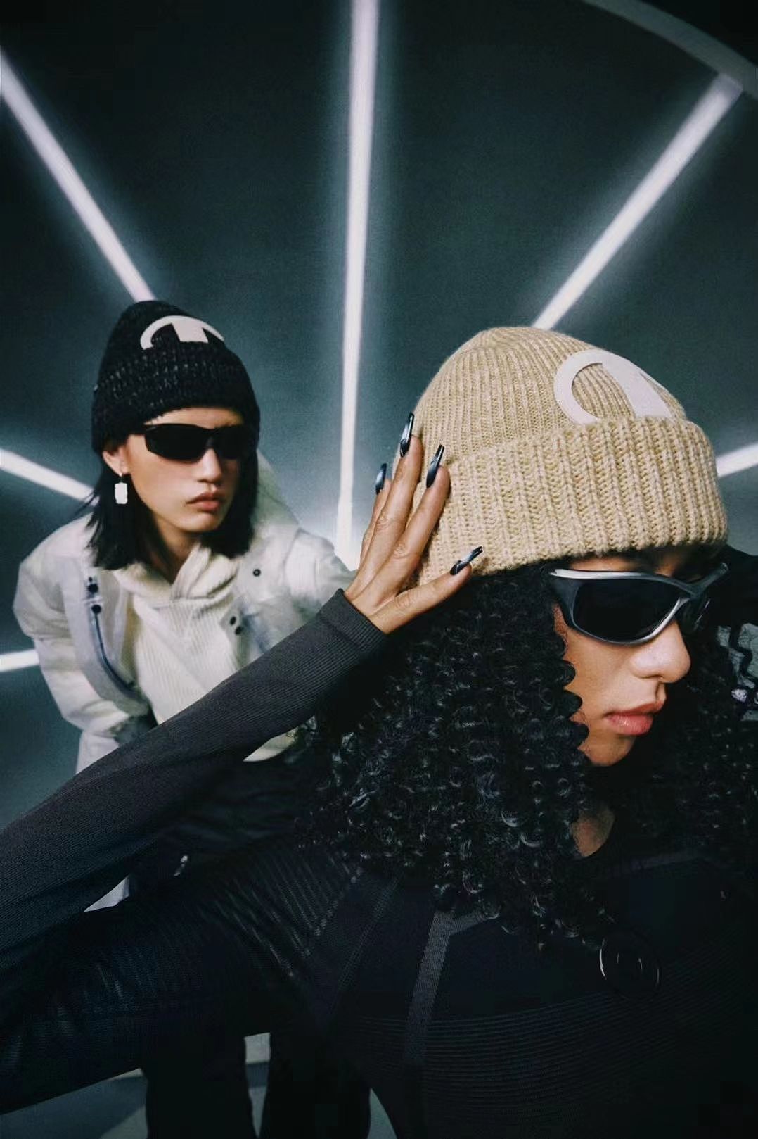 Champion Retro Sport🪐（图ZMzE4MDE5NjQw） - 产品摄影 - 站酷设计师YorCHUNG原创素材 - 站酷ZCOOL