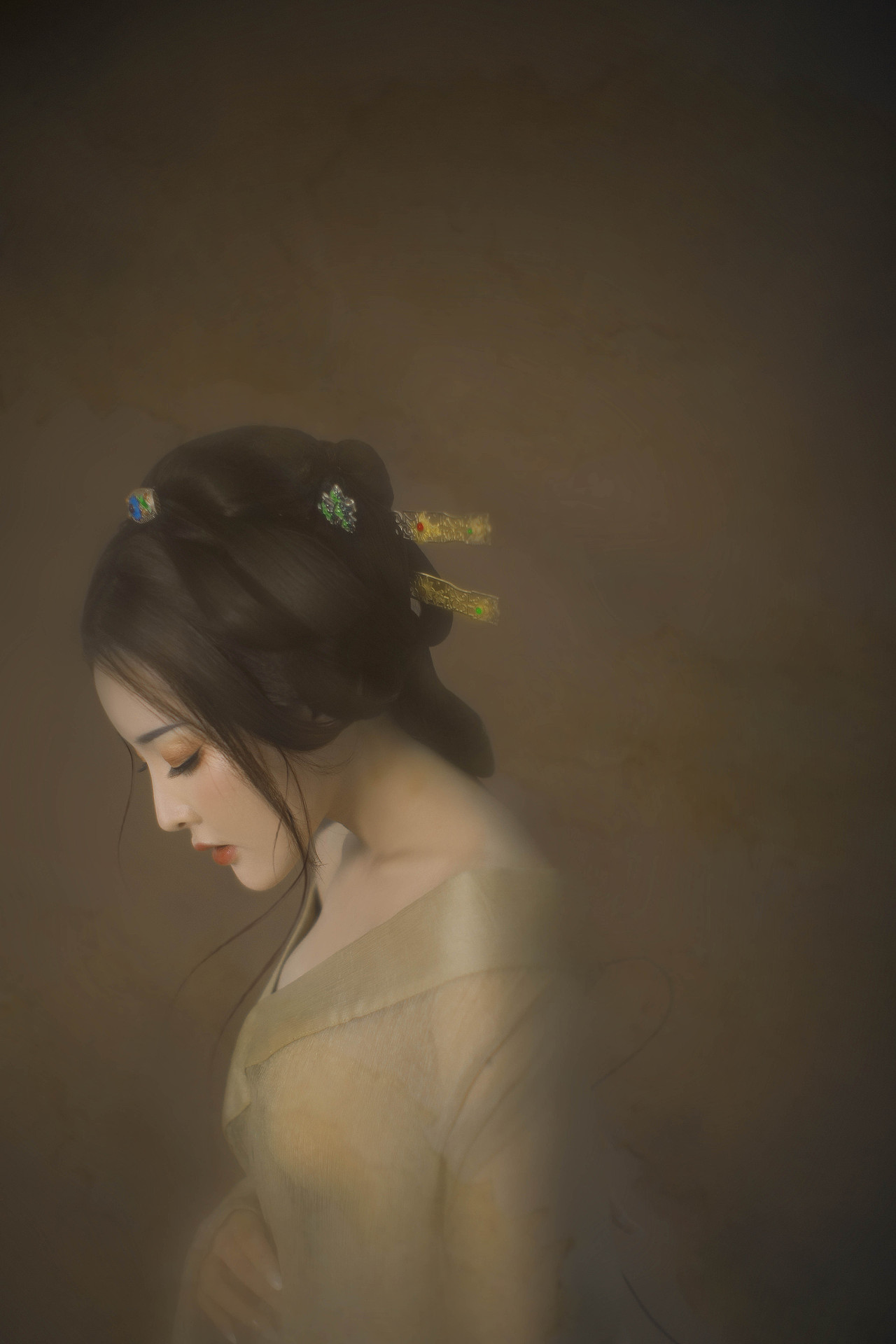 如梦（图ZMTEwNDAyNDU2） - 人像摄影 - 站酷设计师麦子的繁花如素原创素材 - 站酷ZCOOL