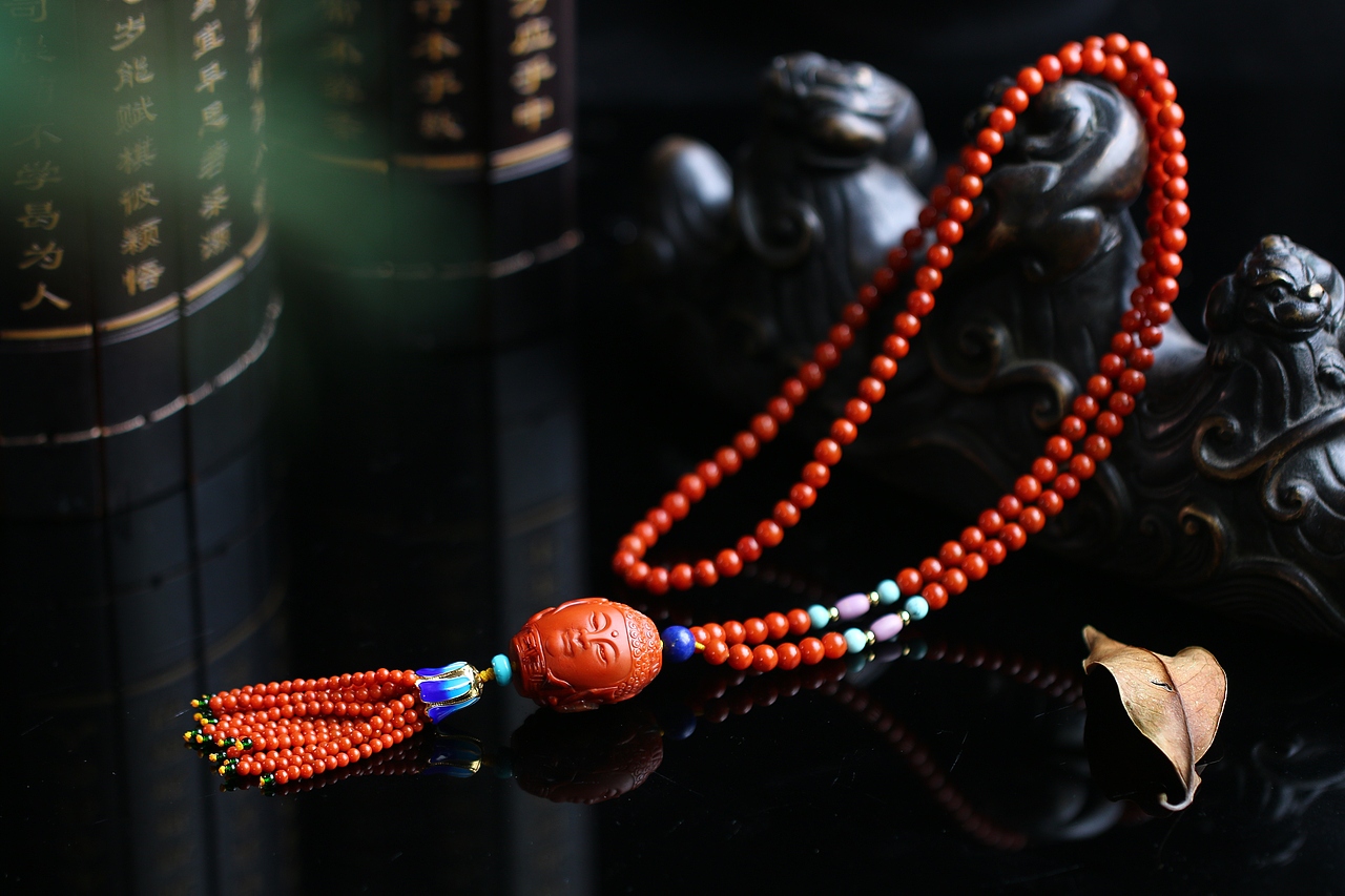 珠宝摄影——【云想衣裳花想容,彤云细飞醉满丛】一