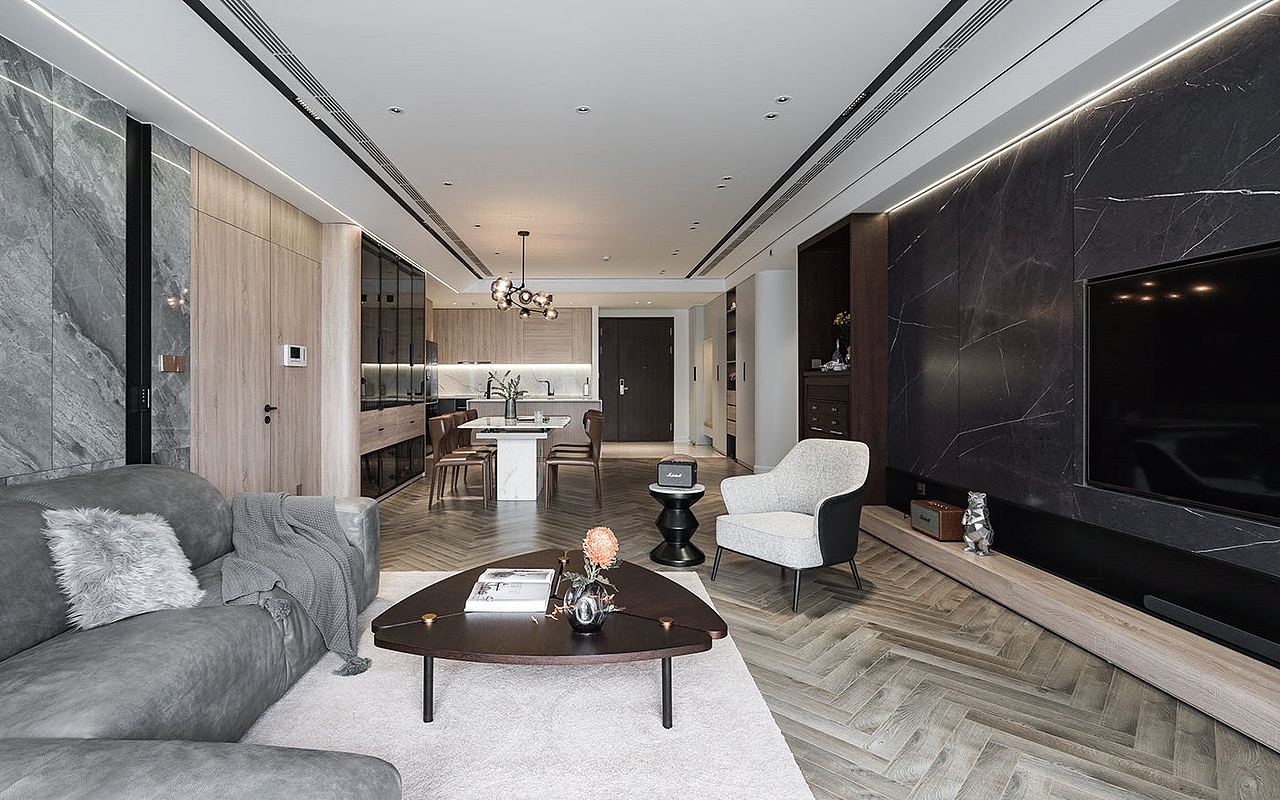 原木与大理石相碰撞 艺术的冲突之美