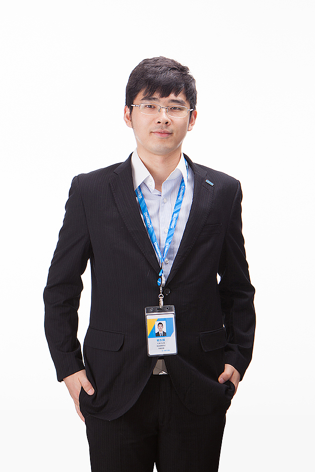 苏宁818领导个人形象照