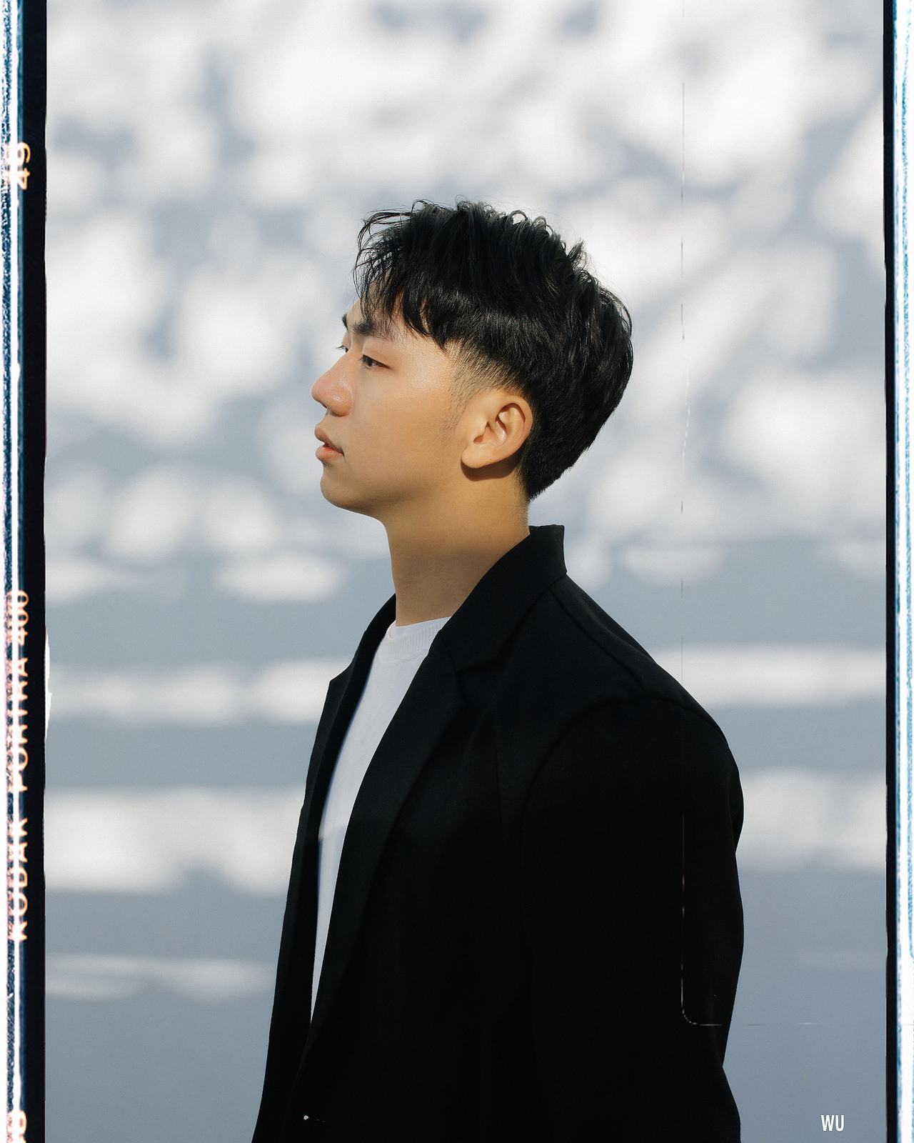 工作室秋日团建照（图ZMjc5MTMxOTI0） - 人像摄影 - 站酷设计师baiyang421原创素材 - 站酷ZCOOL