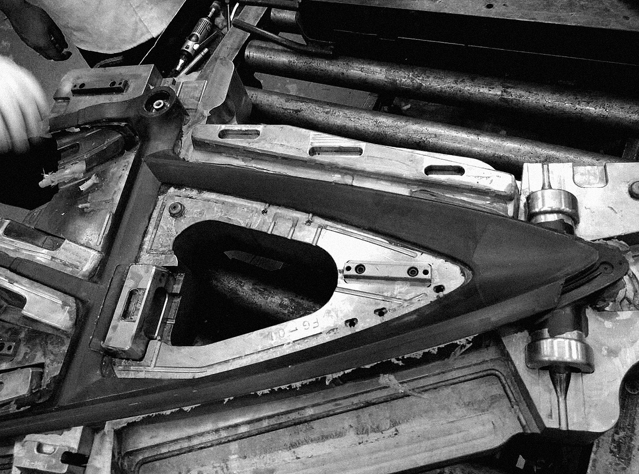 BUZZARD｜乐视超级自行车（图ZMzIwNTI0MTU2） - 电子产品 - 站酷设计师單大爺原创素材 - 站酷ZCOOL