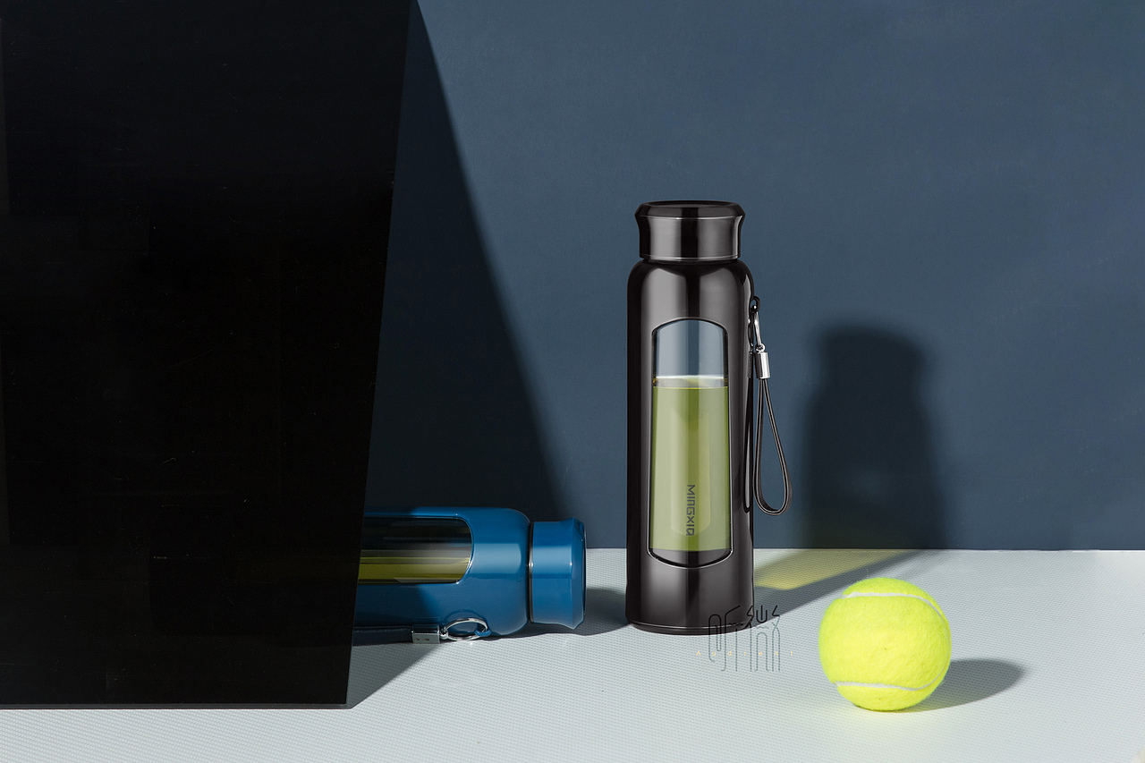 运动简约塑玻杯