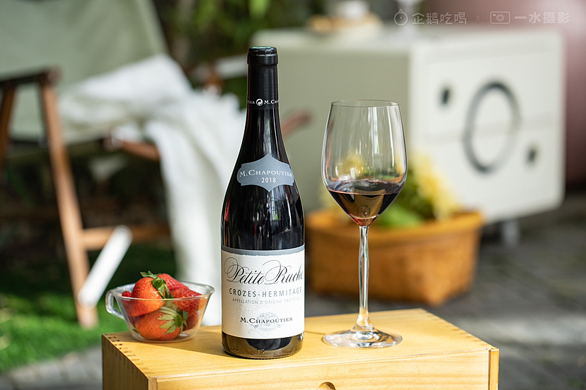 一组葡萄酒片子