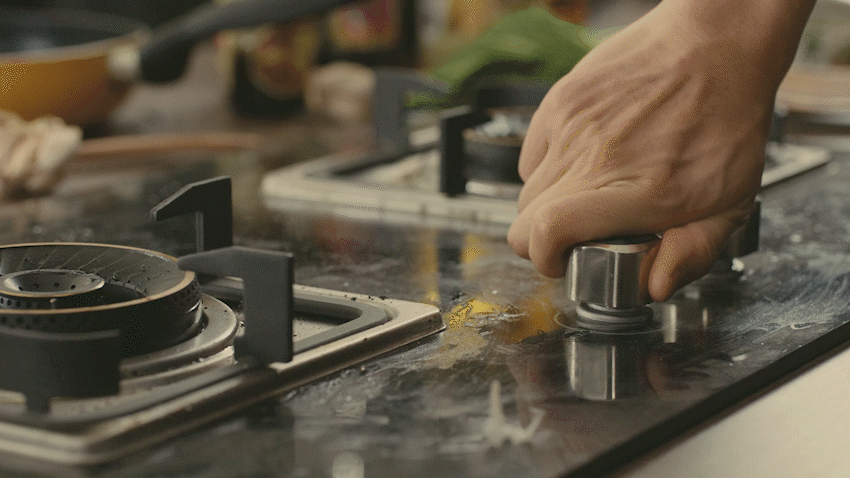 【TVC广告】老板电器聚焰猛火燃气灶37B6A 丨乐趣视觉（图ZMjQwODgxNTAw） - 短片 - 站酷设计师乐趣视觉营销原创素材 - 站酷ZCOOL