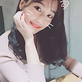 小草莓的花的头像
