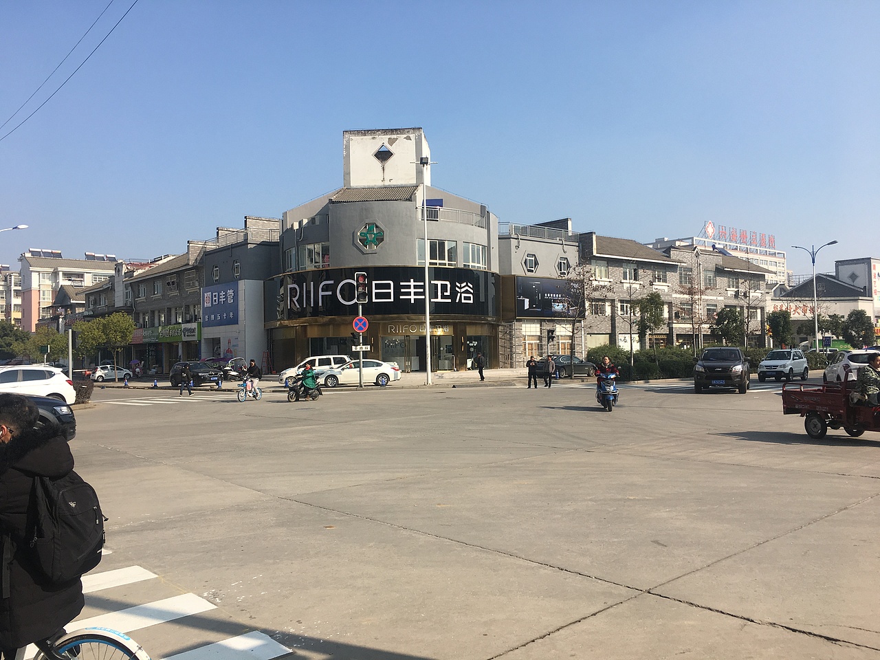 日丰卫浴专卖店(六安店)&卫浴门店精品实景图
